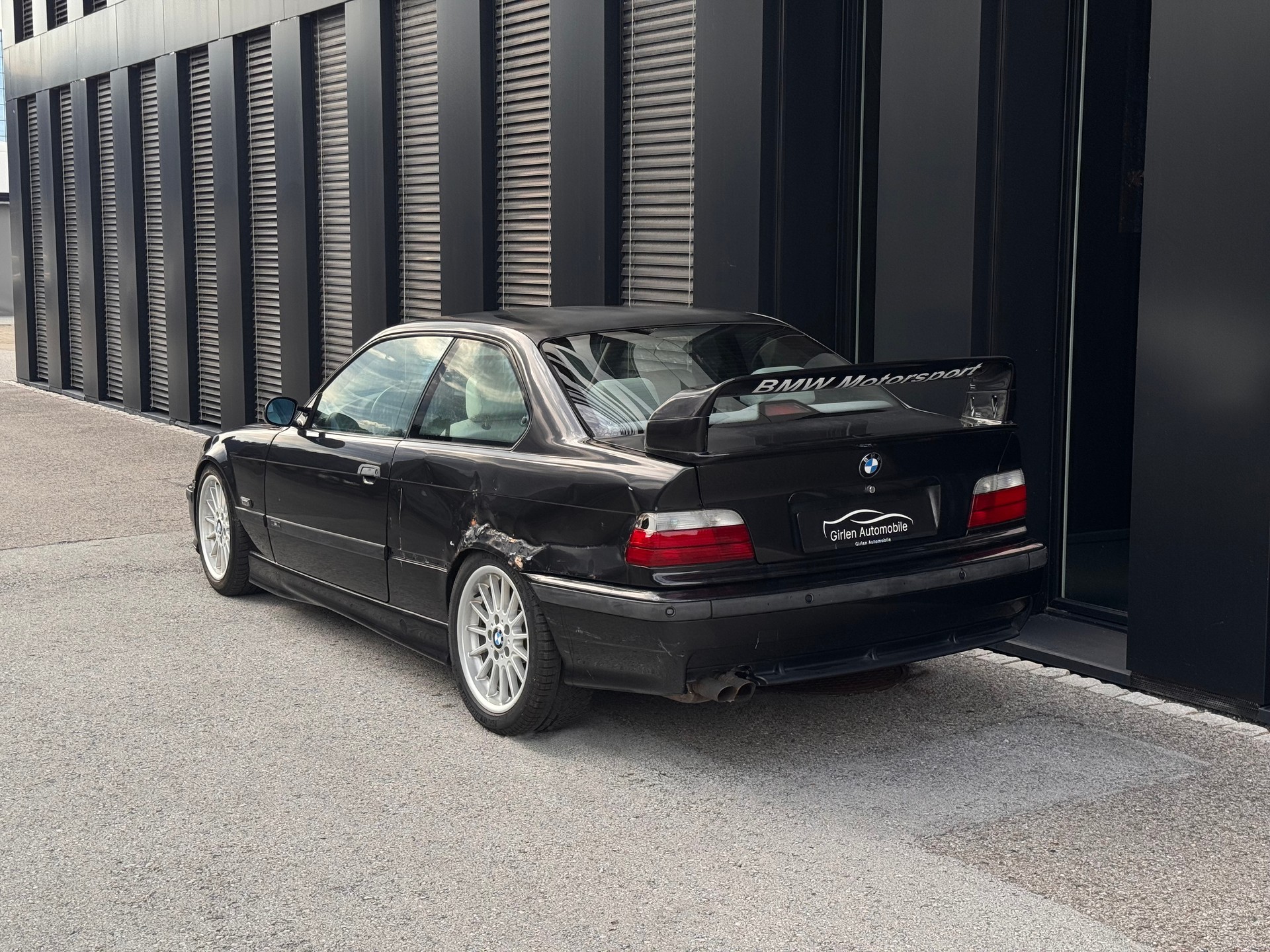BMW 328i Coupé-image-4