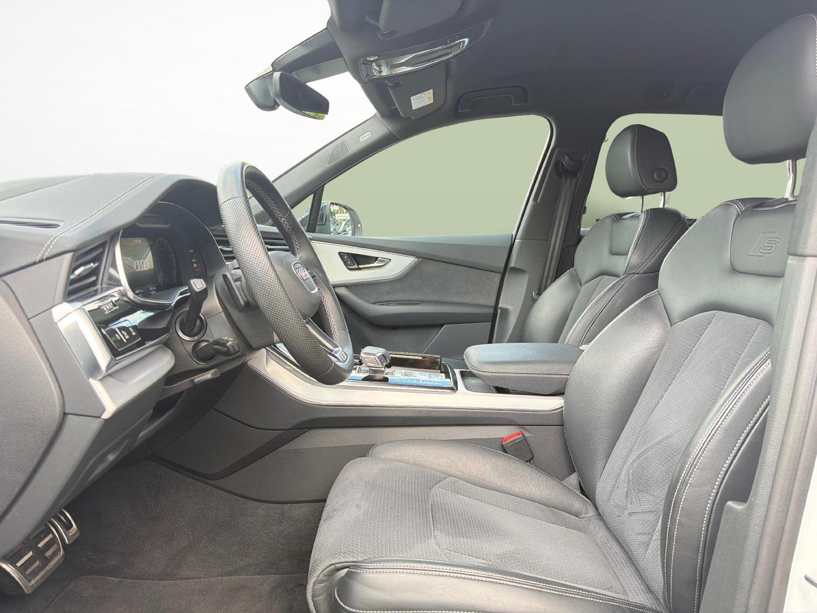 AUDI Q7 3.0 50 TDI S Line quattro T-Tronic-showroom-element-1