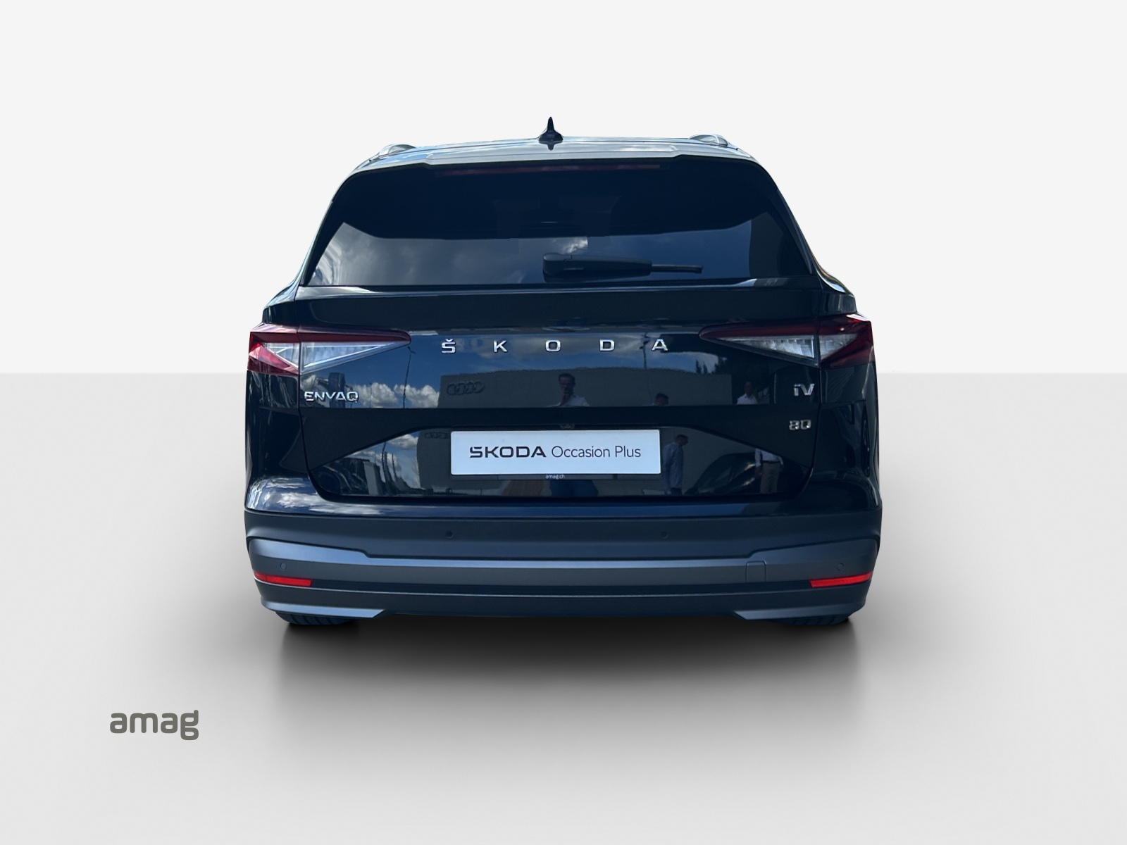 SKODA Enyaq iV 80-showroom-element-3