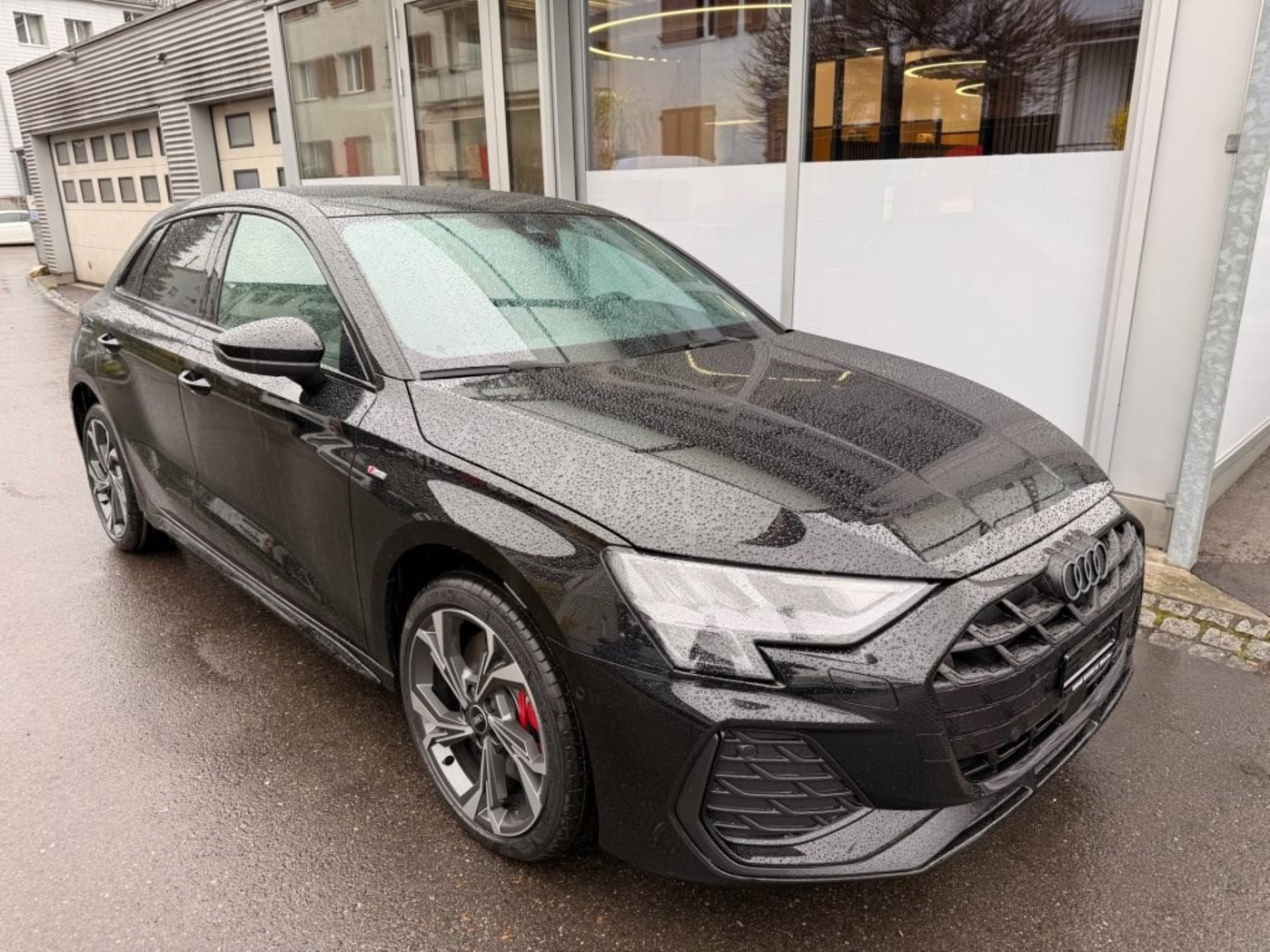 AUDI A3 SPORTBACK 45 TFSI e S LINE *** 140 KM ELETKTRISCHE REICHWEITE & PANORAMAGLASDACH ***-showroom-element-2