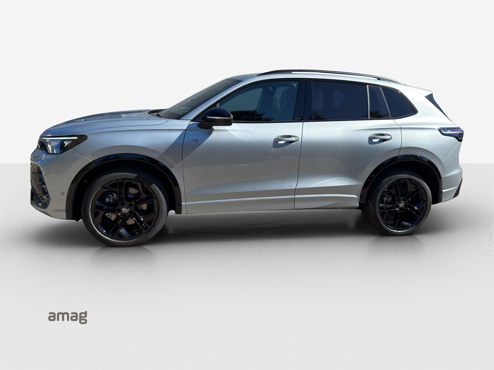 VW Tiguan 2.0 TSI DSG R-Line Plus 4Motion-showroom-element-1