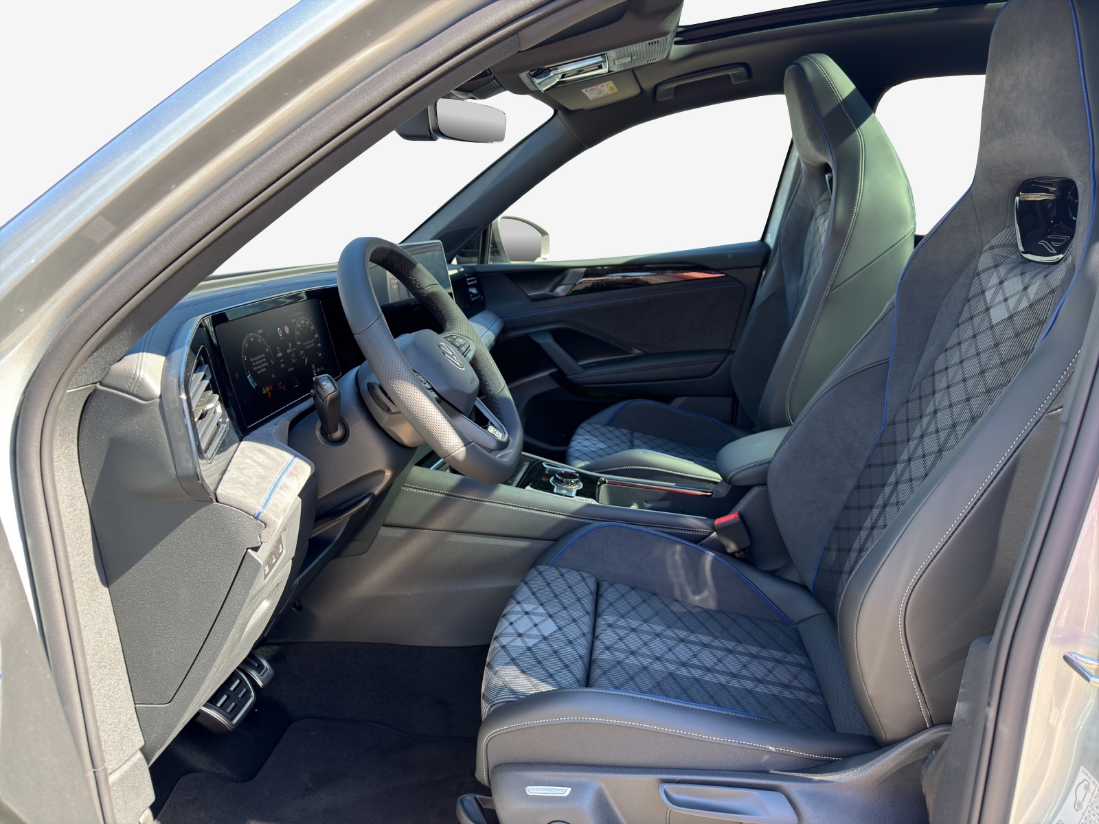 VW Tiguan 2.0 TSI DSG R-Line Plus 4Motion-image-7