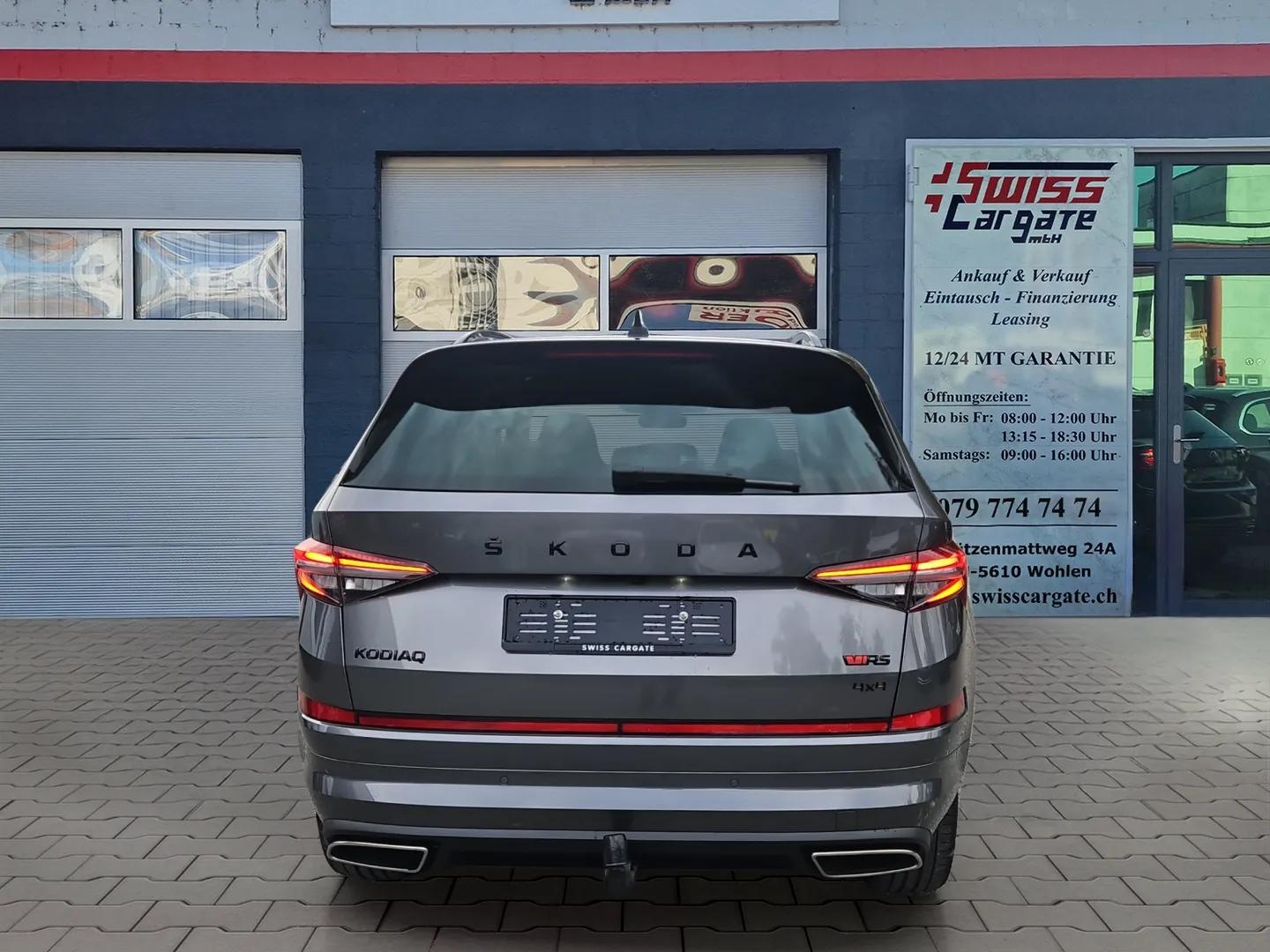 SKODA Kodiaq 2.0 TSI 4x4 RS mit AHK & Panoramadach + Standheizung-image-6