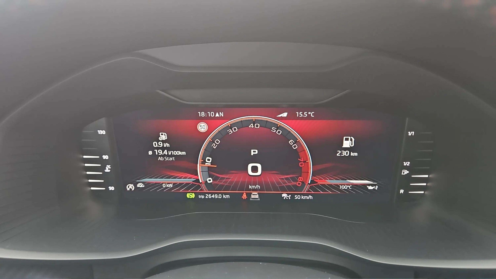 SKODA Kodiaq 2.0 TSI 4x4 RS mit AHK & Panoramadach + Standheizung-image-18