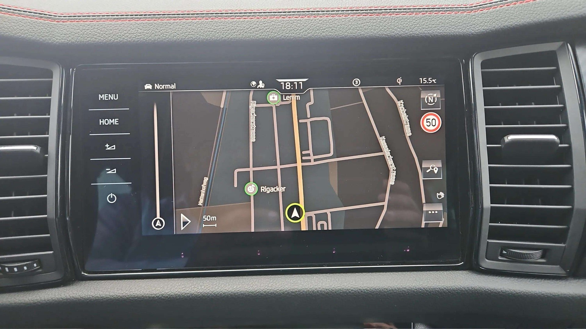 SKODA Kodiaq 2.0 TSI 4x4 RS mit AHK & Panoramadach + Standheizung-image-19