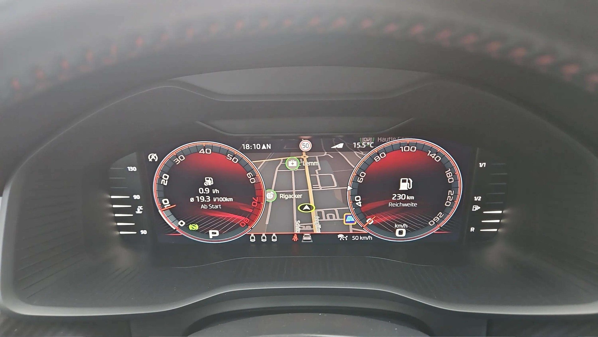 SKODA Kodiaq 2.0 TSI 4x4 RS mit AHK & Panoramadach + Standheizung-image-15