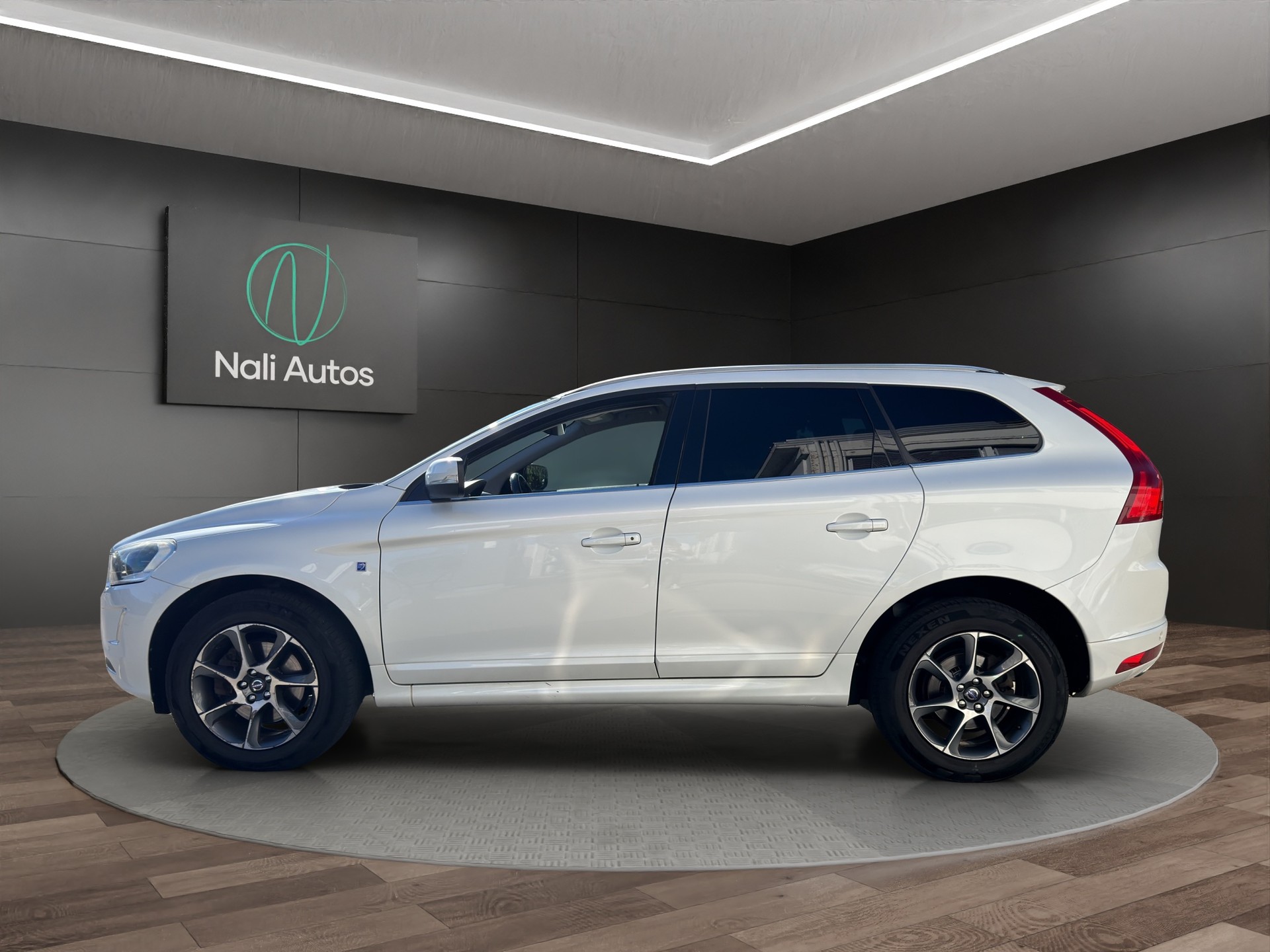 VOLVO XC60 T5 AWD OceanRace Geartronic-showroom-element-2