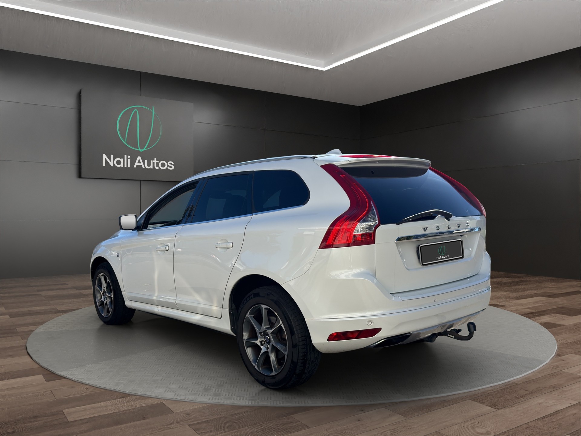 VOLVO XC60 T5 AWD OceanRace Geartronic-showroom-element-3