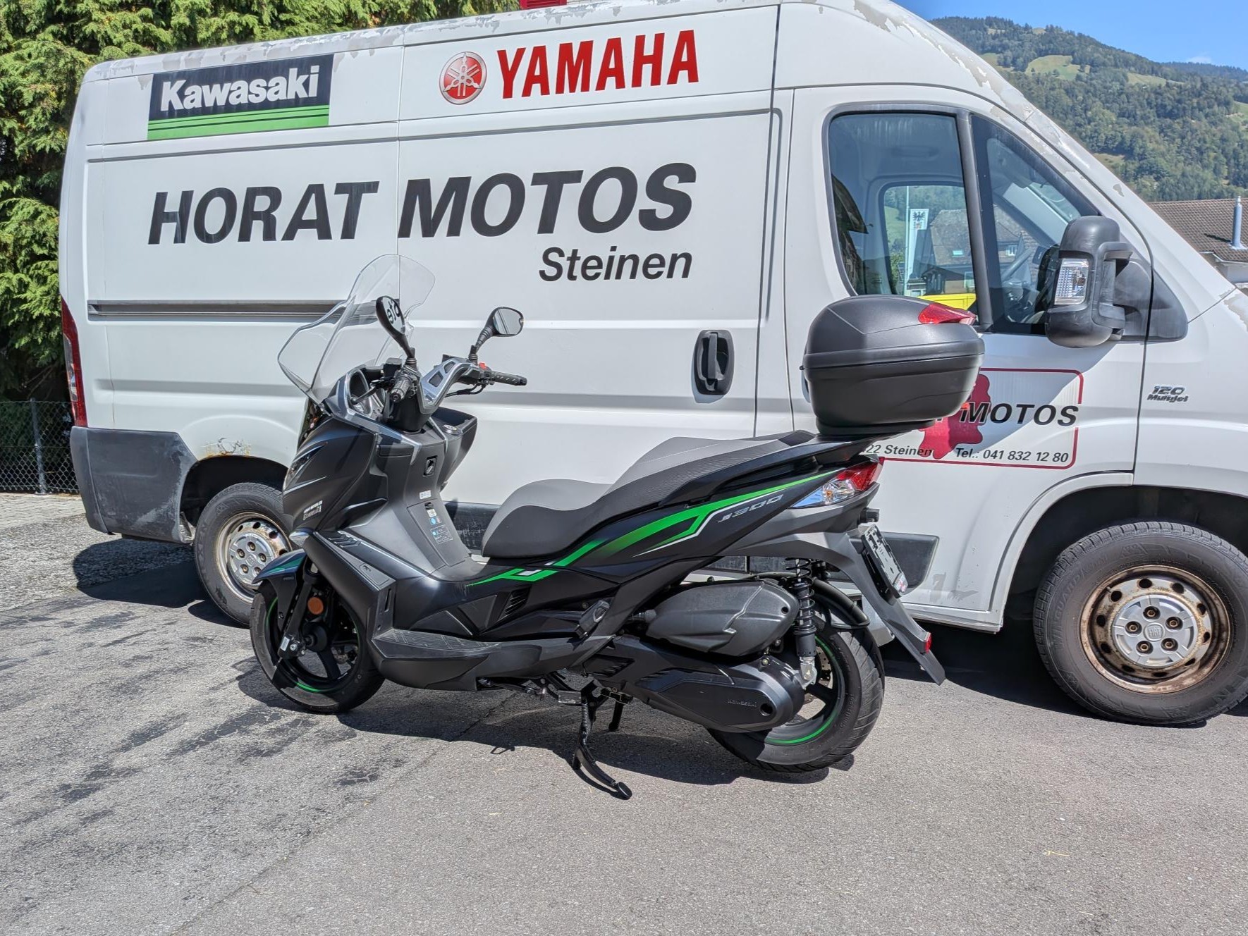 KAWASAKI J 300 SE ABS-image-1
