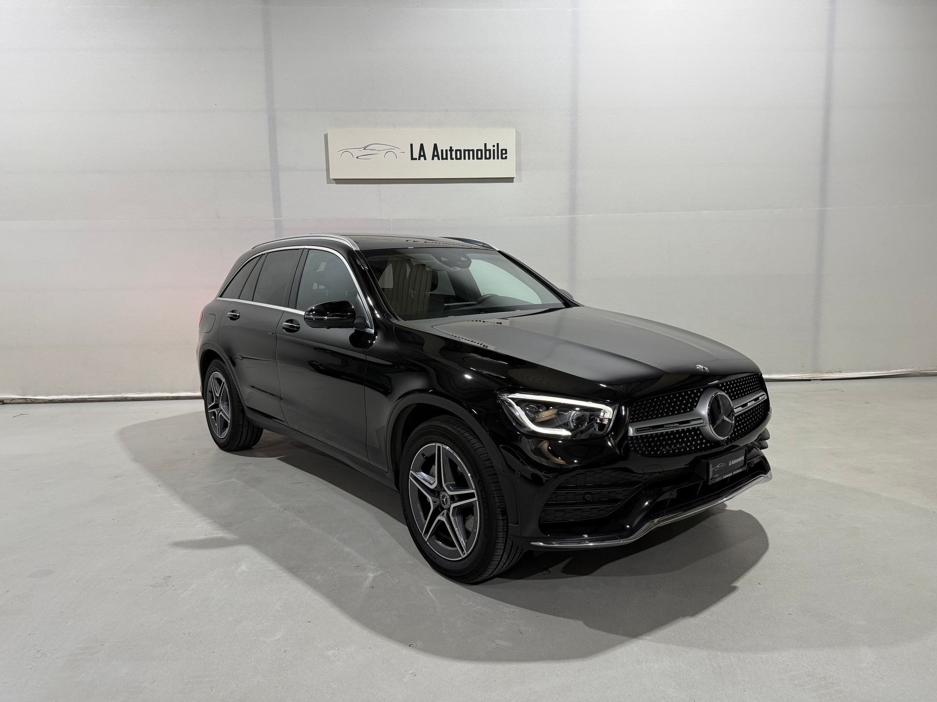MERCEDES-BENZ GLC 220 d AMG Line 4Matic 9G-Tronic CH-Fahrzeug-image-4