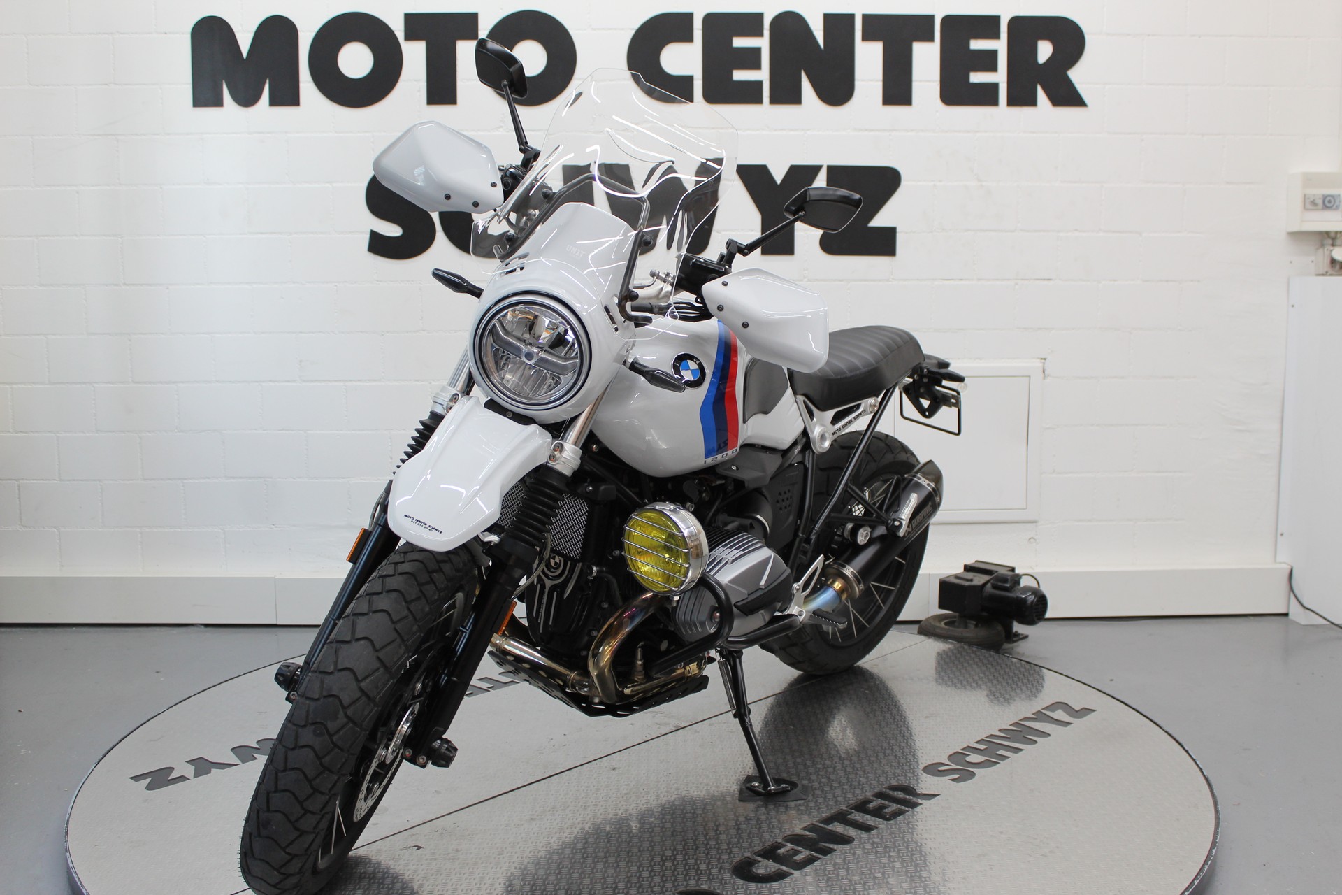 BMW R nineT Urban G/S-image-3