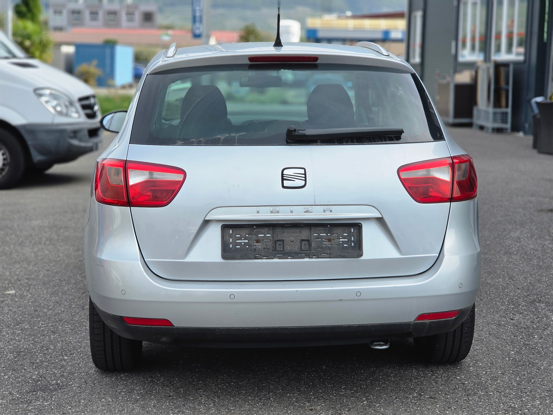 SEAT Ibiza ST 1.2 TSI Sport-showroom-element-3