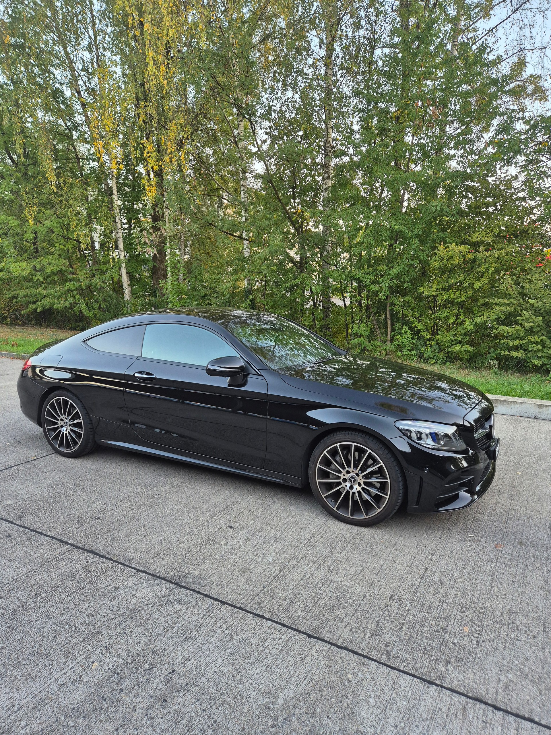 MERCEDES-BENZ C 300 AMG Line 4matic-image-9