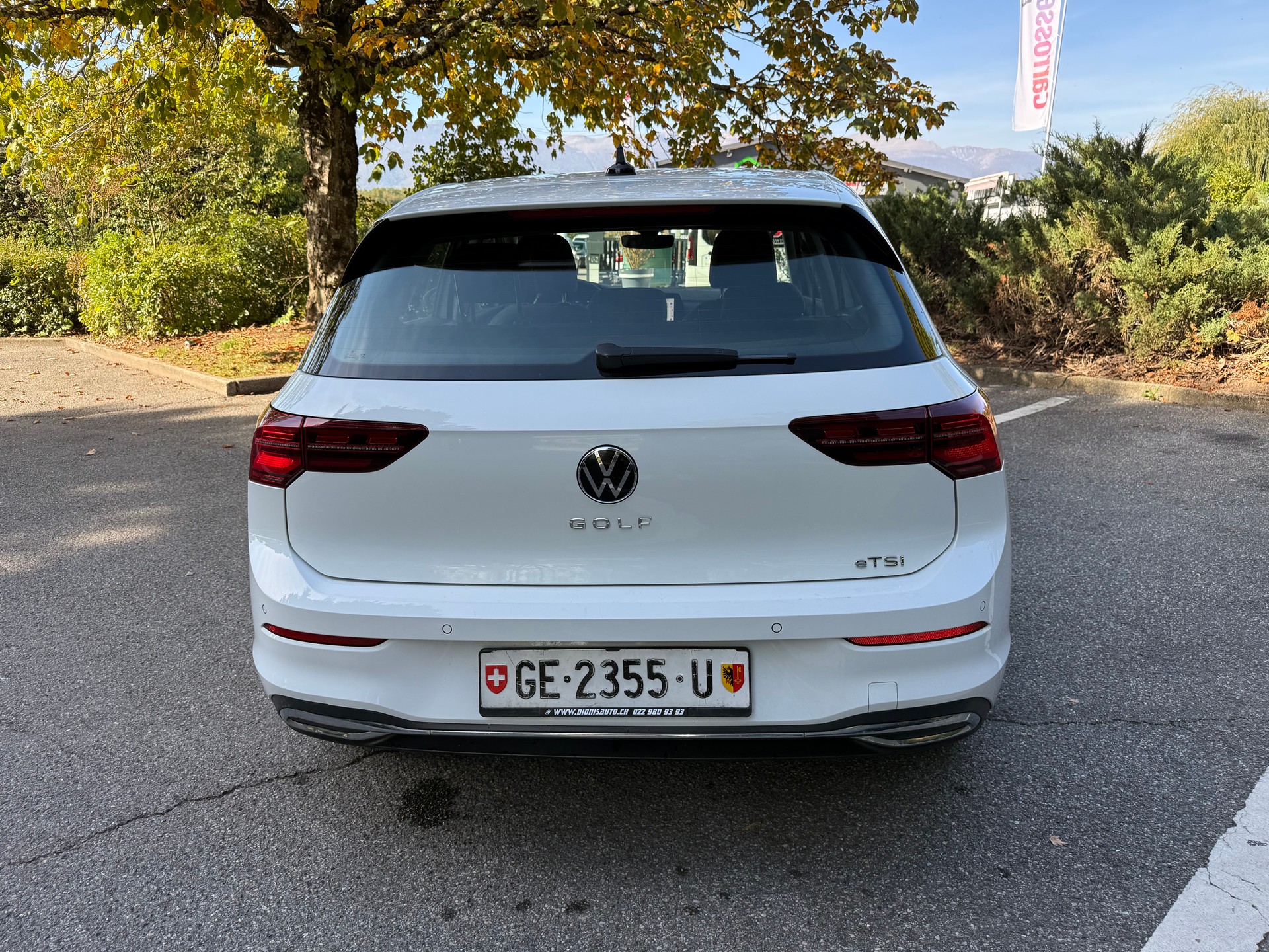 VW Golf 1.5 eTSI mHEV ACT Style DSG-image-18