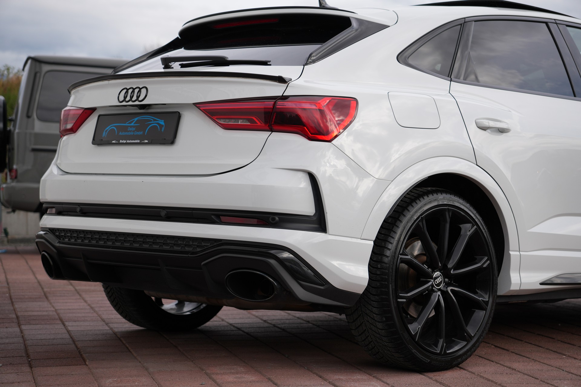 AUDI RS Q3 Sportback quattro S tronic (CH)-image-5