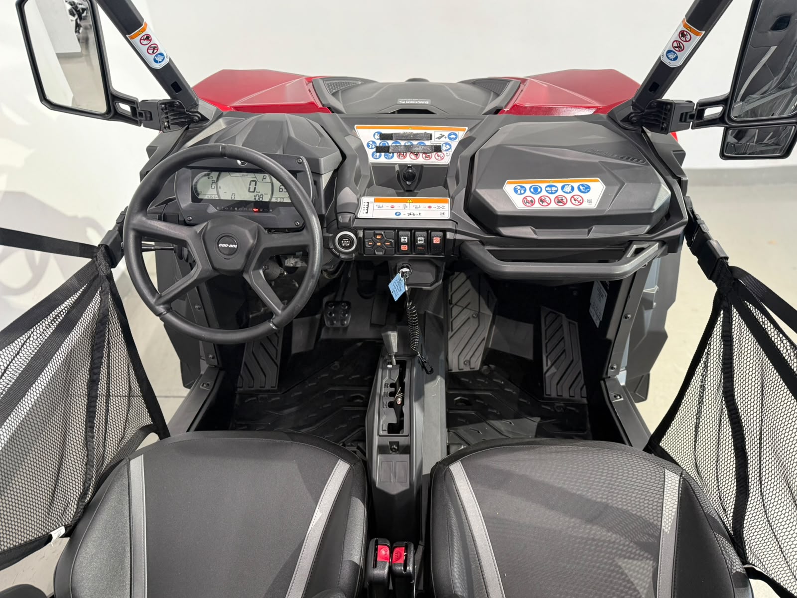 CAN-AM Maverick Sport 1000-image-10