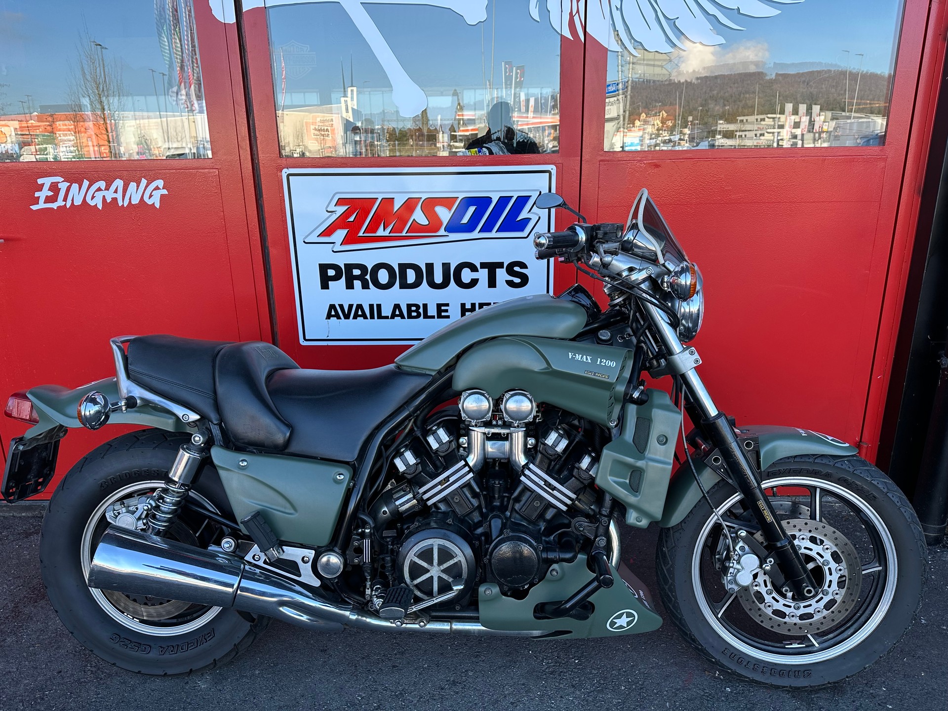 EGLI Yamaha Egli V-Max