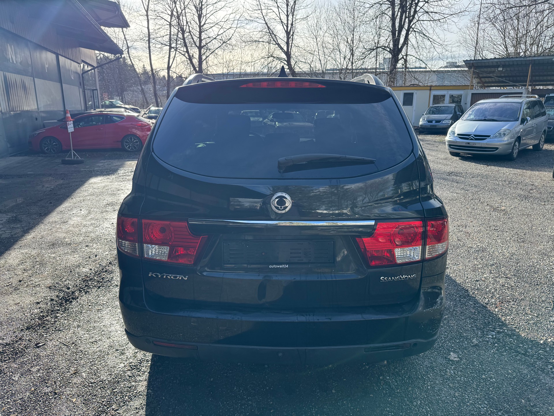 KGM-SsangYong Kyron 270 Xdi 4WD Comfort Automatic-image-3