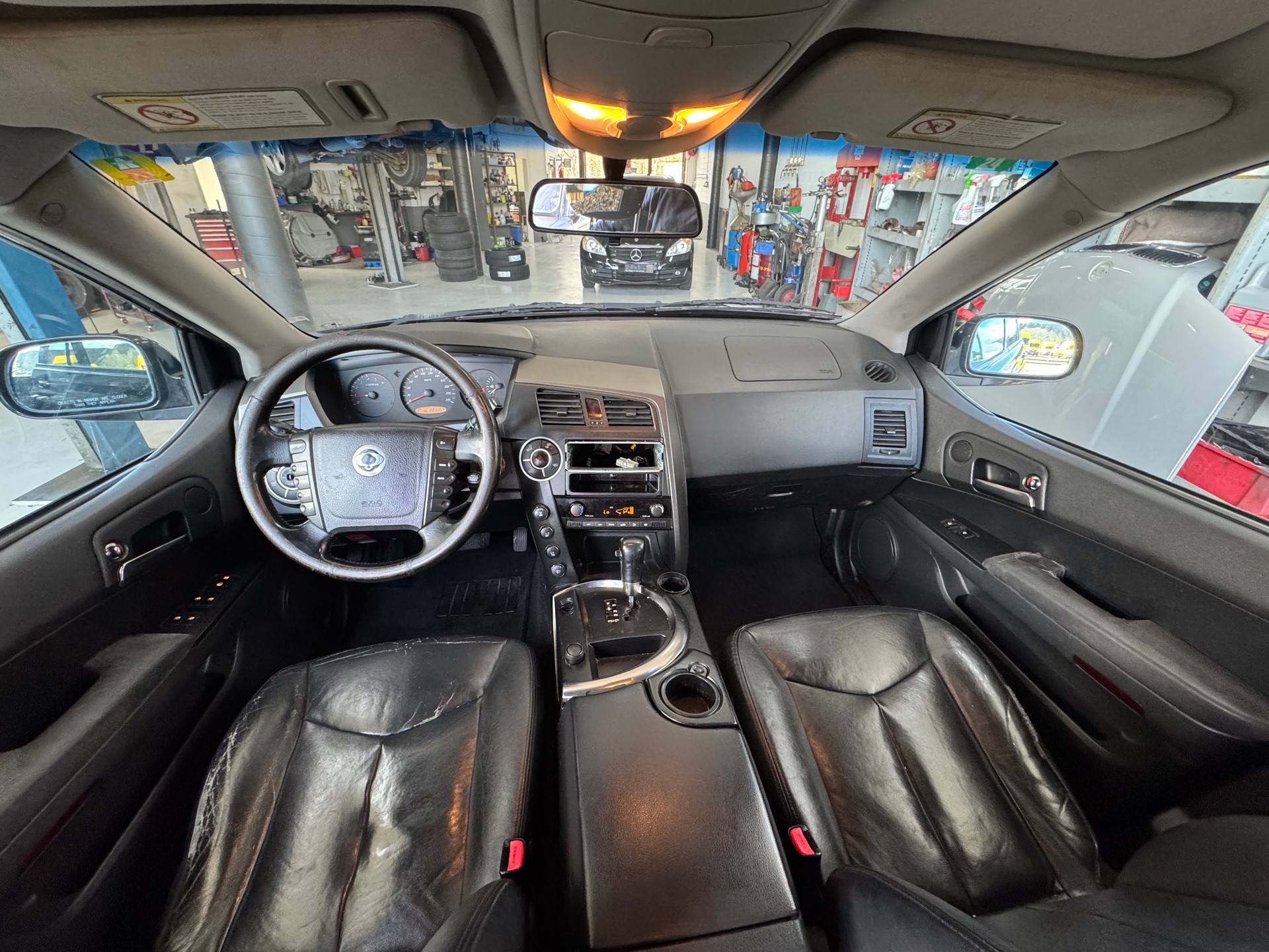KGM-SsangYong Kyron 270 Xdi 4WD Comfort Automatic-image-8