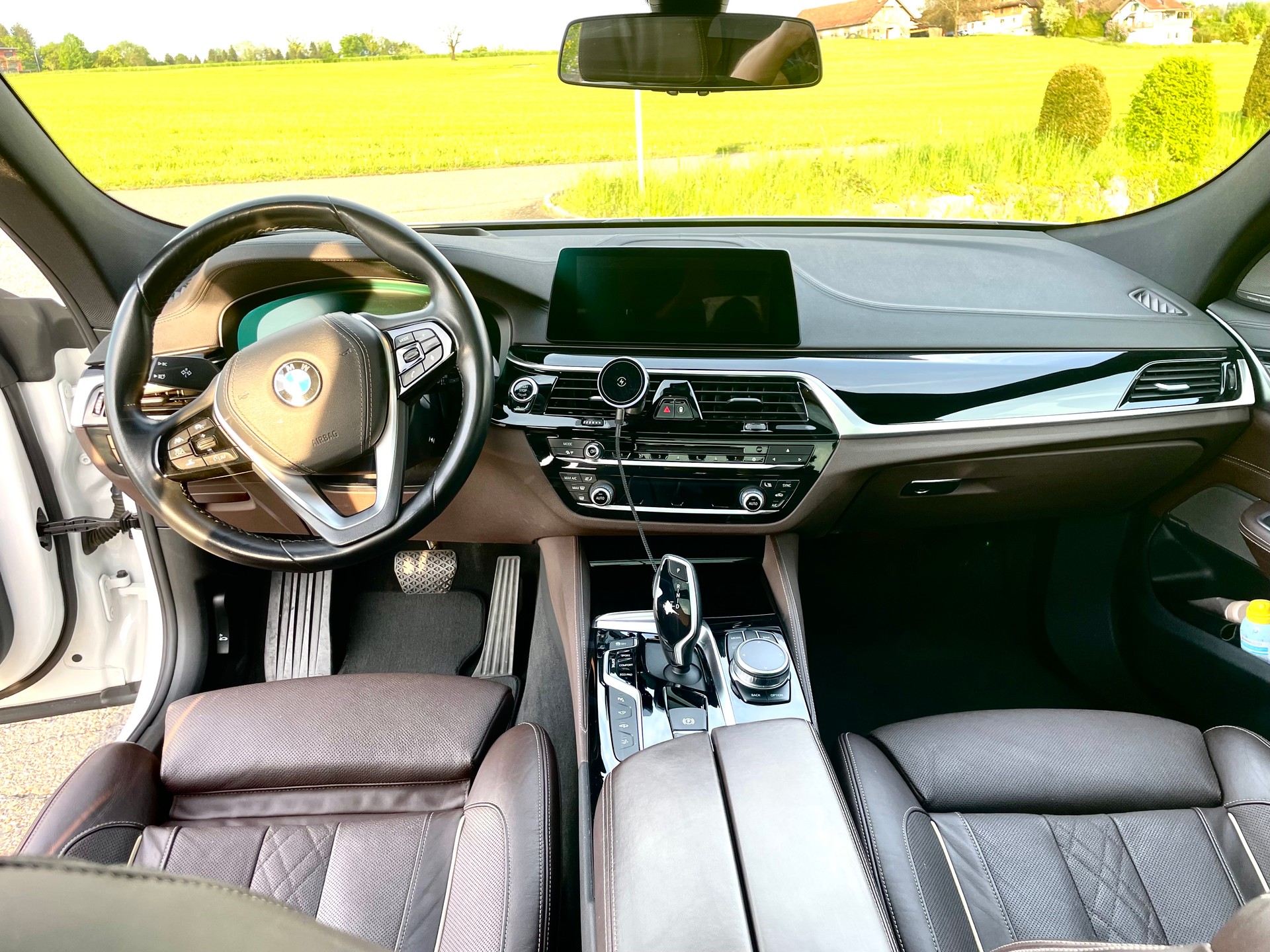 BMW 630d GT xDrive Luxury Line Steptronic-image-9