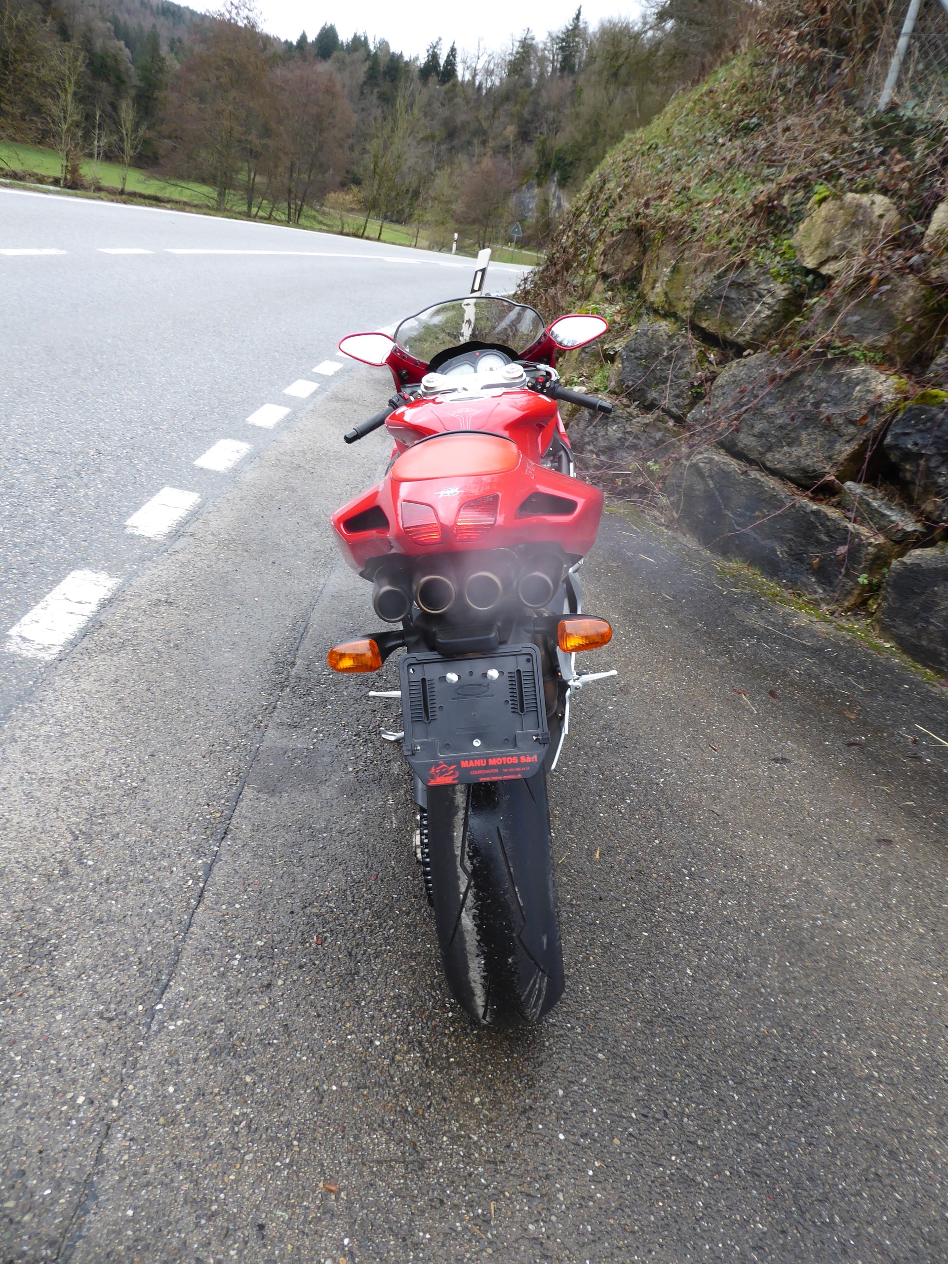 MV AGUSTA F4-image-3