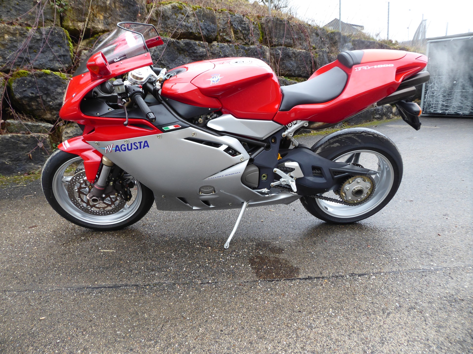 MV AGUSTA F4-image-2