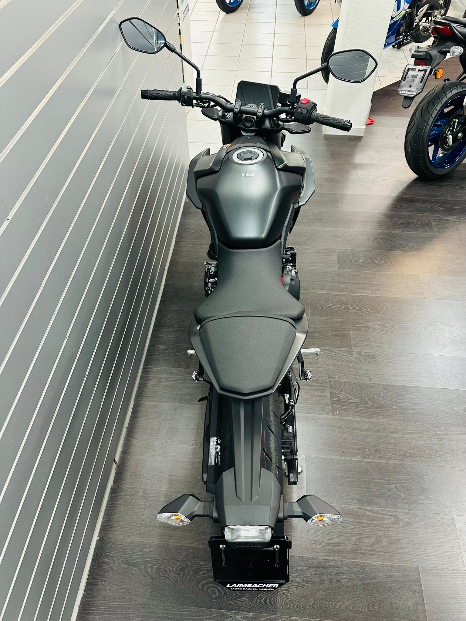 SUZUKI GSX-8S-image-5