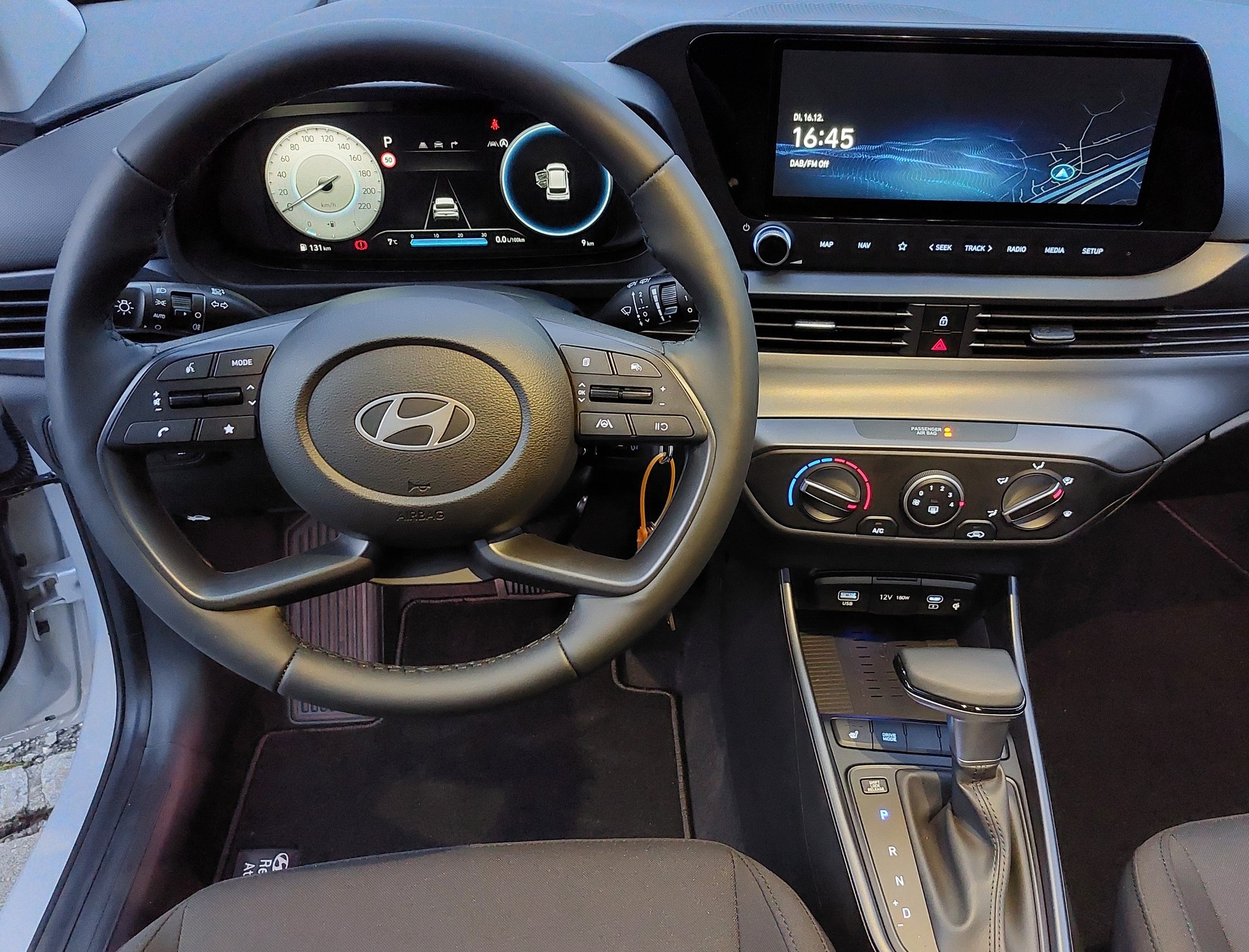 HYUNDAI i20 1.0 T-GDi Amplia DCT-image-10