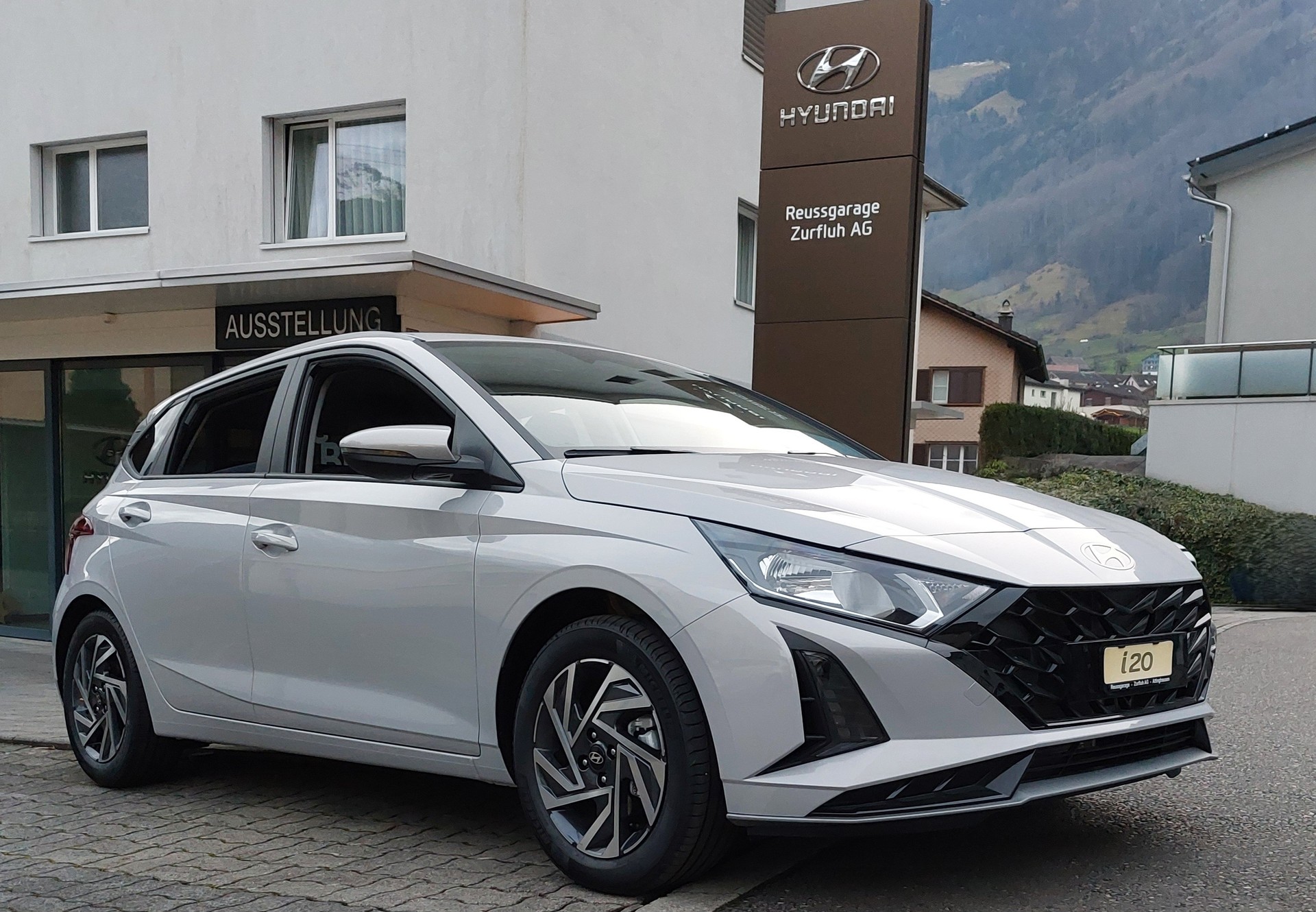HYUNDAI i20 1.0 T-GDi Amplia DCT