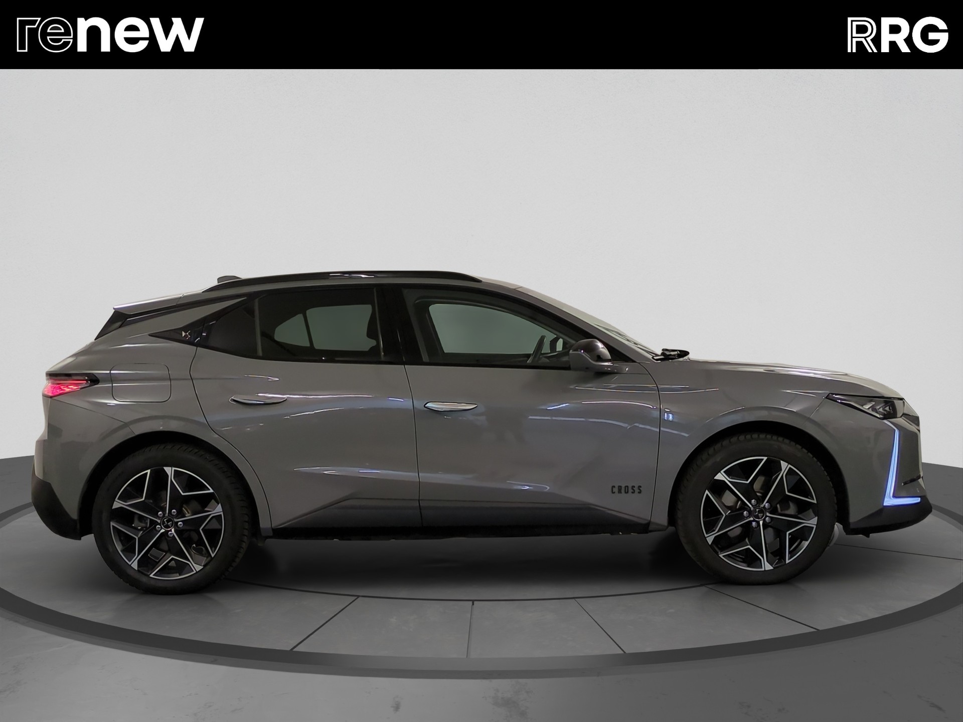 DS AUTOMOBILES DS 4 1.6 E-Tense Cross Rivoli-showroom-element-1