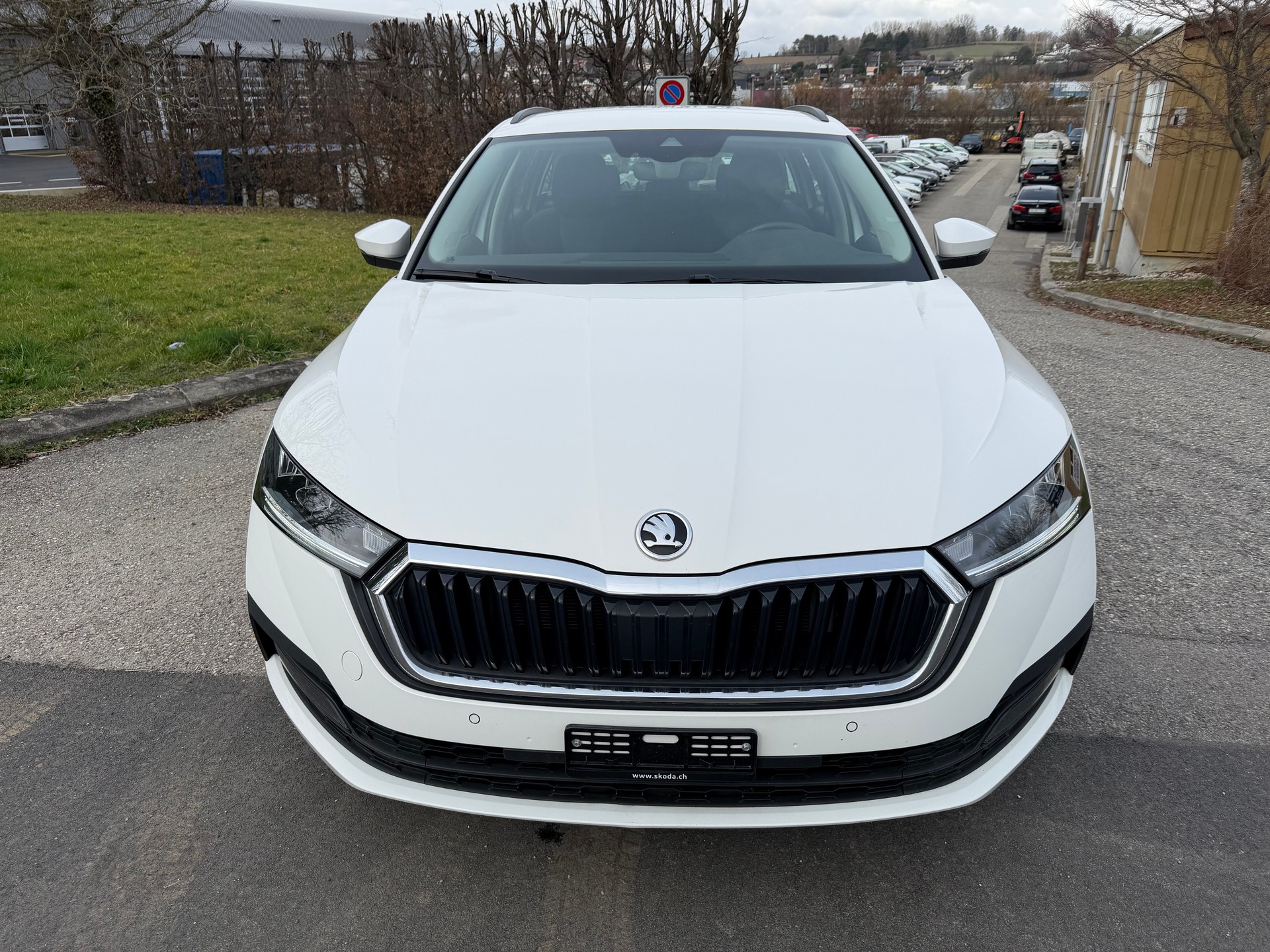 SKODA Octavia Combi 1.0 TSI mHEV DSG Style-image-1