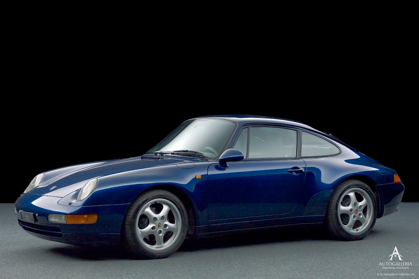PORSCHE 911 Carrera-image-1