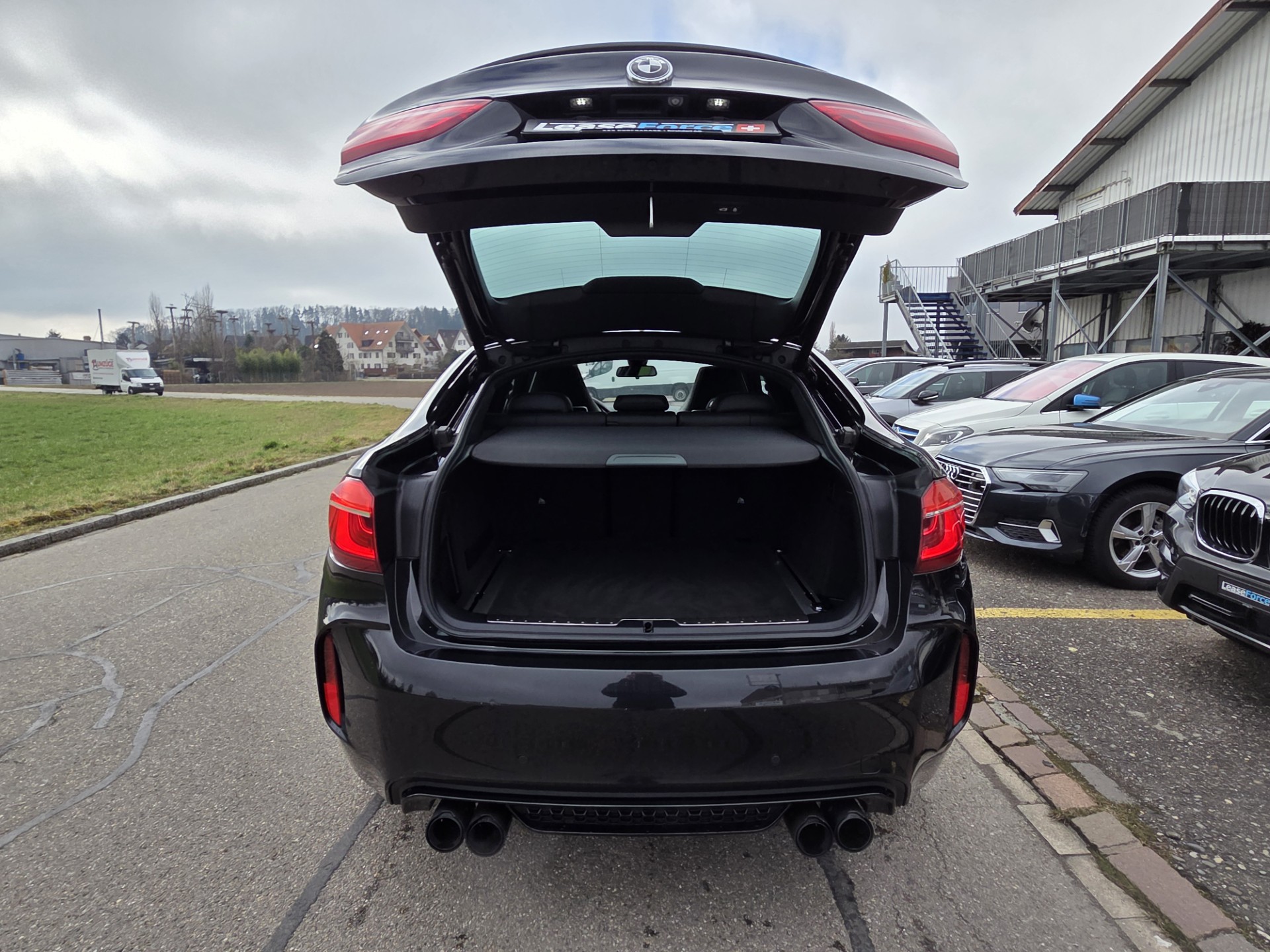 BMW X6M Edition Black Fire Steptronic-image-5