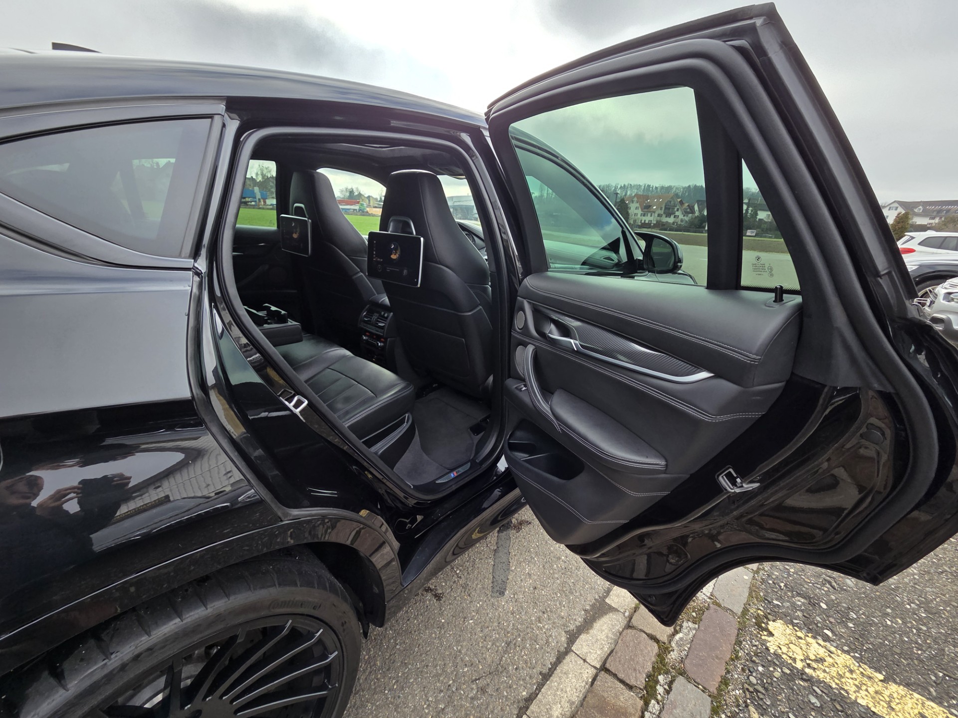 BMW X6M Edition Black Fire Steptronic-image-11