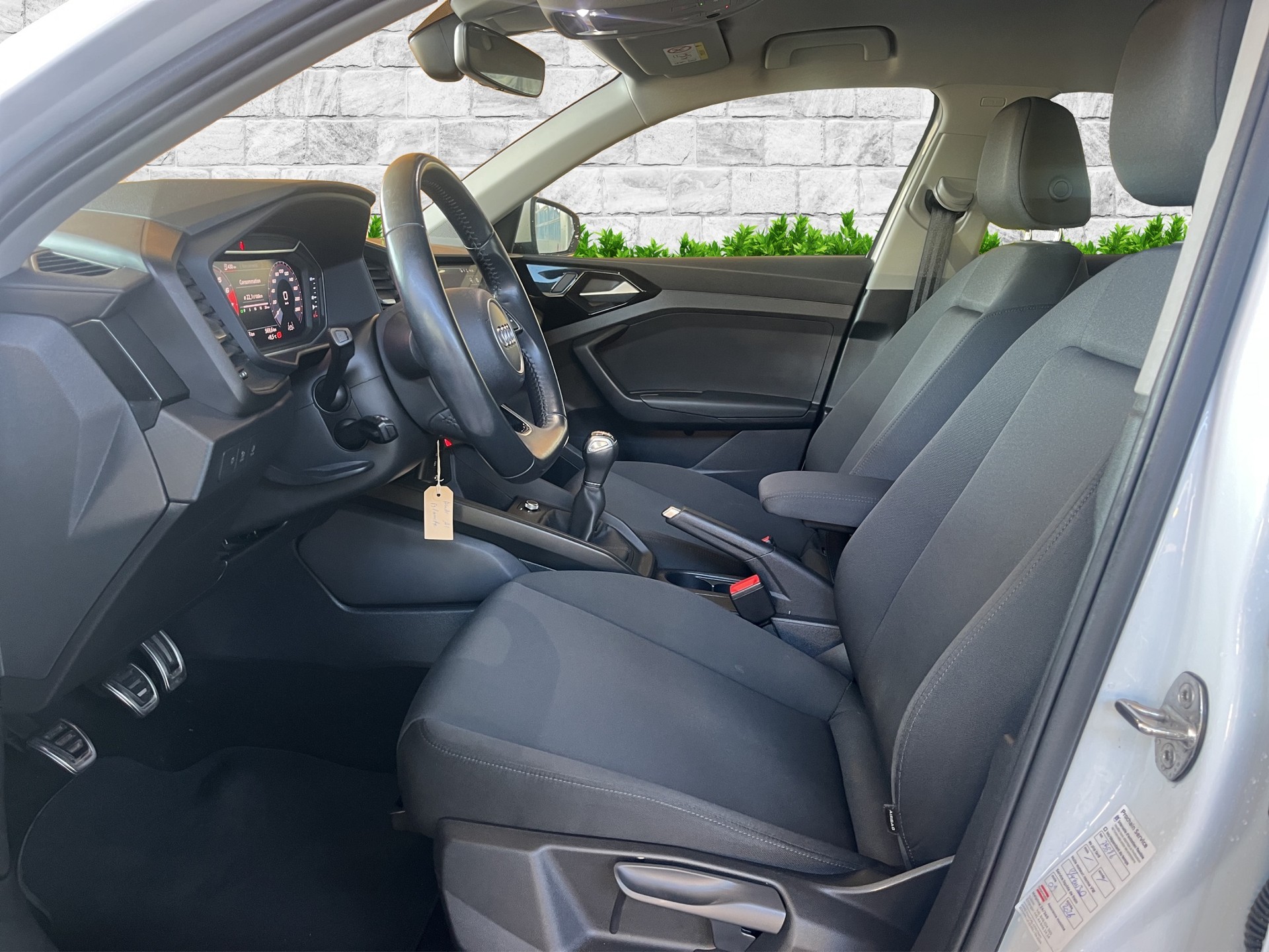 AUDI A1 Sportback 30 TFSI advanced-image-12