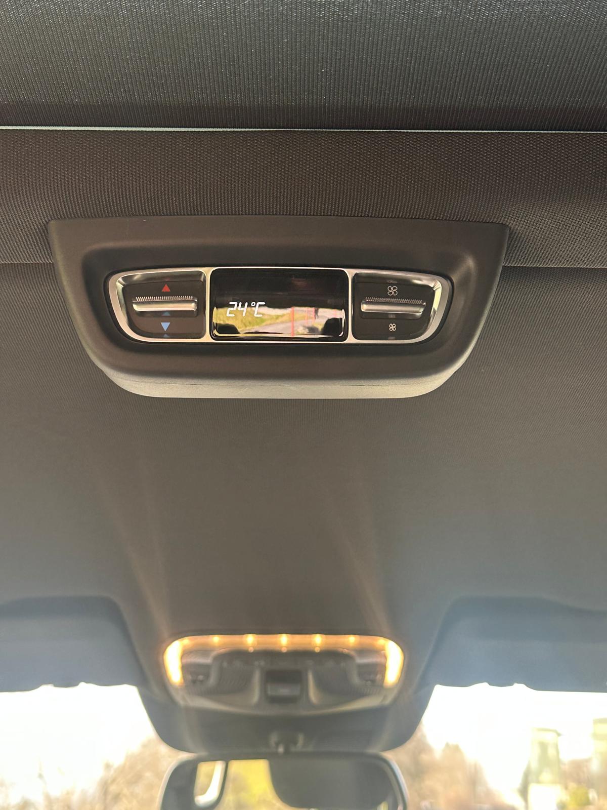 MERCEDES-BENZ V 300 d lang Swiss Edition 4Matic 9G-Tronic-image-13
