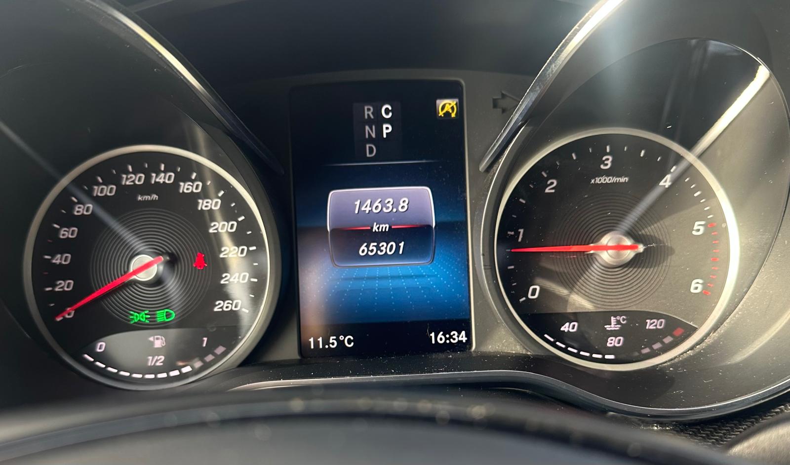 MERCEDES-BENZ V 300 d lang Swiss Edition 4Matic 9G-Tronic-image-14