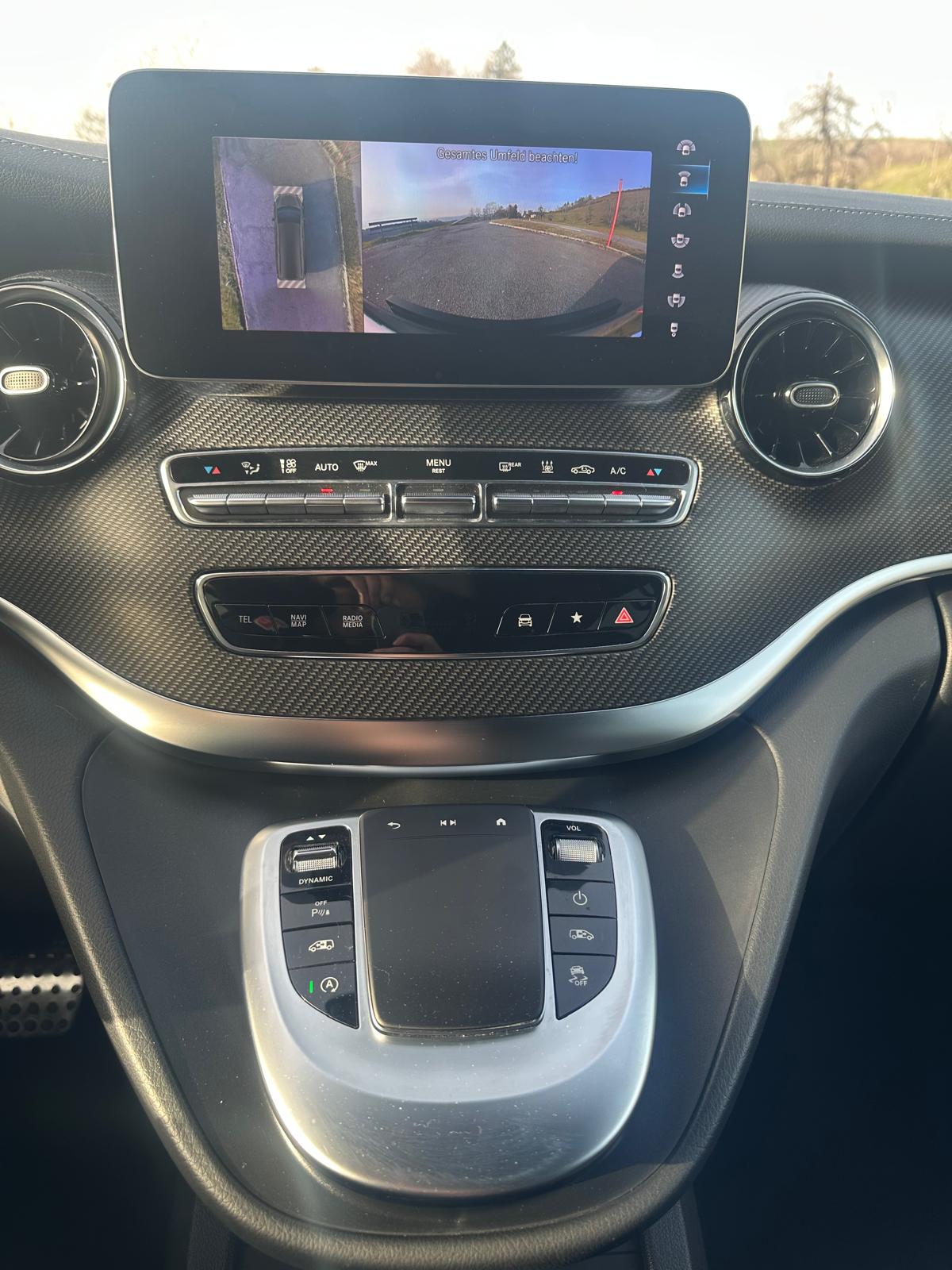 MERCEDES-BENZ V 300 d lang Swiss Edition 4Matic 9G-Tronic-image-15