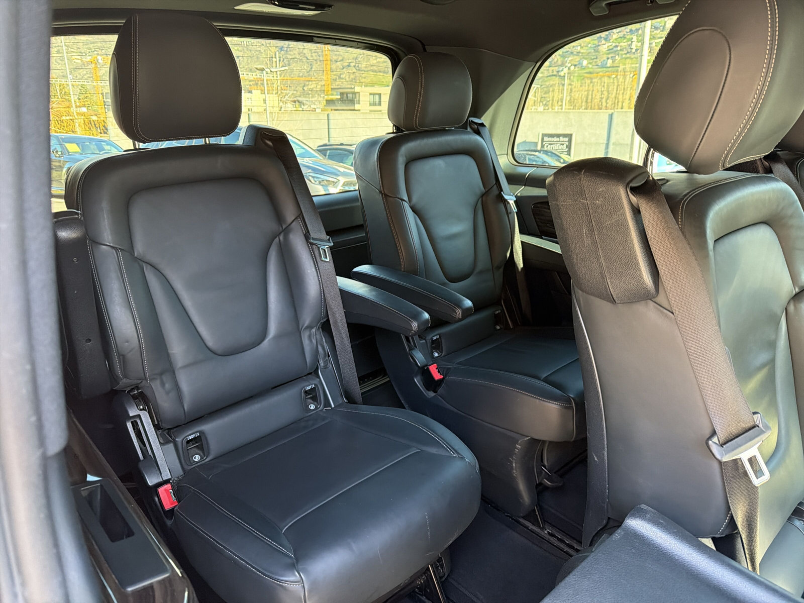 MERCEDES-BENZ V 250 d Swiss Edition Kompakt 4Matic-image-23