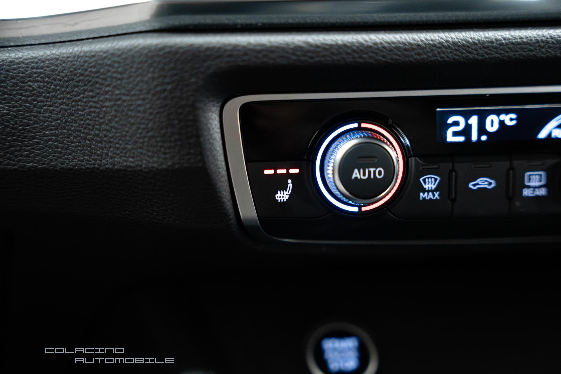 AUDI Q3 Sportback 40 TDI S line quattro S-tronic-image-22