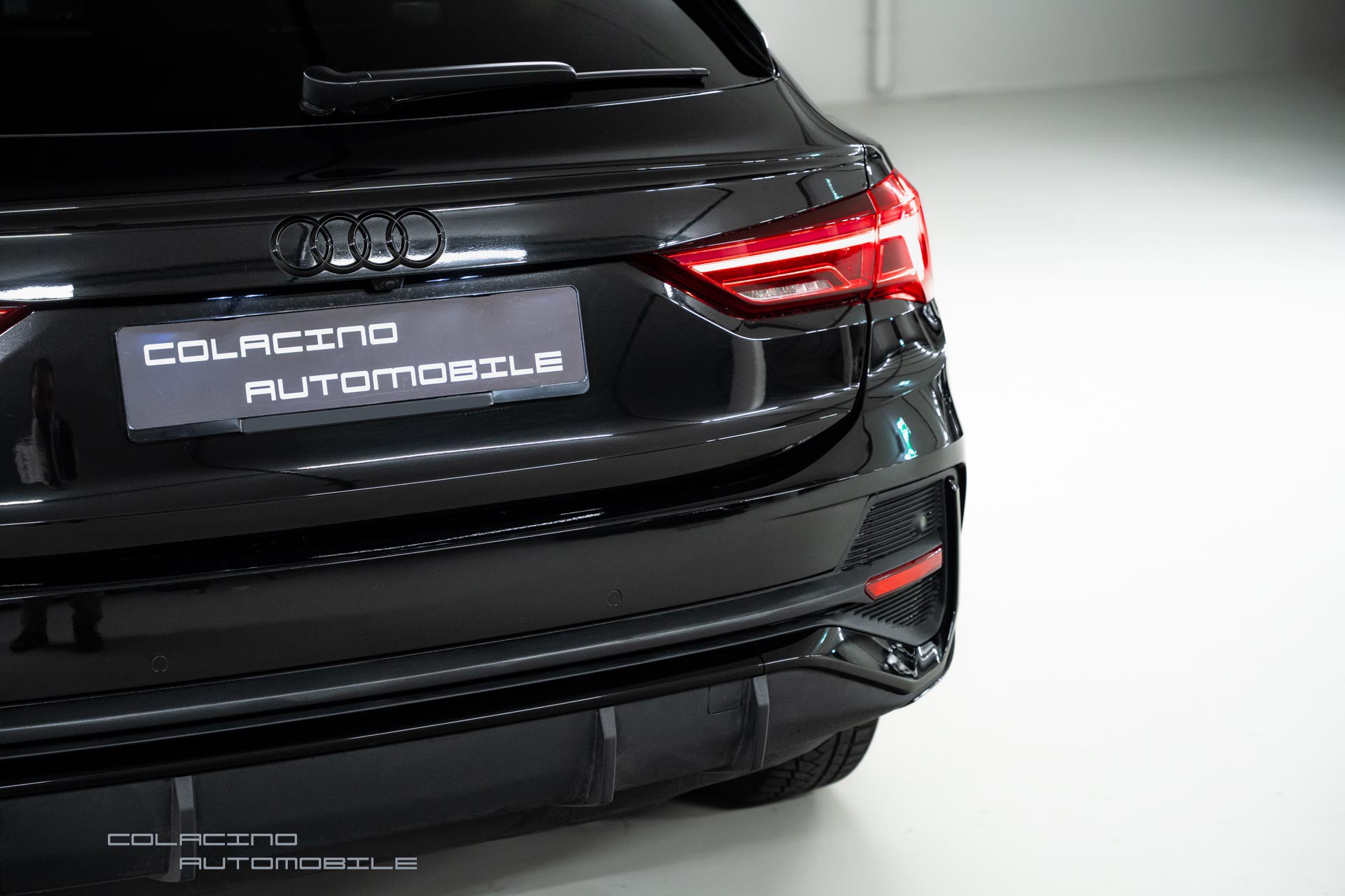 AUDI Q3 Sportback 40 TDI S line quattro S-tronic-image-7