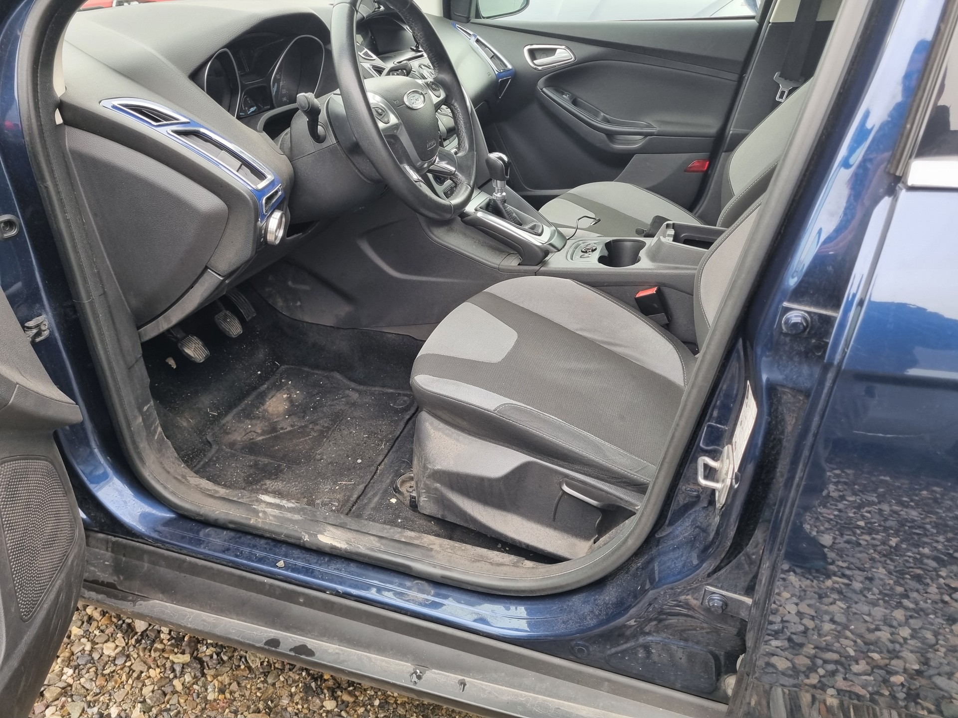 FORD Focus 1.6 SCTi Carving-image-6