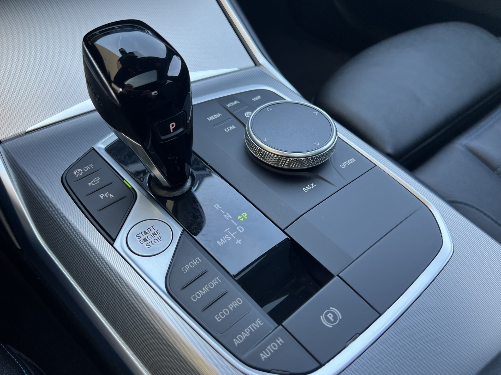 BMW M340i xDrive 48V-image-17