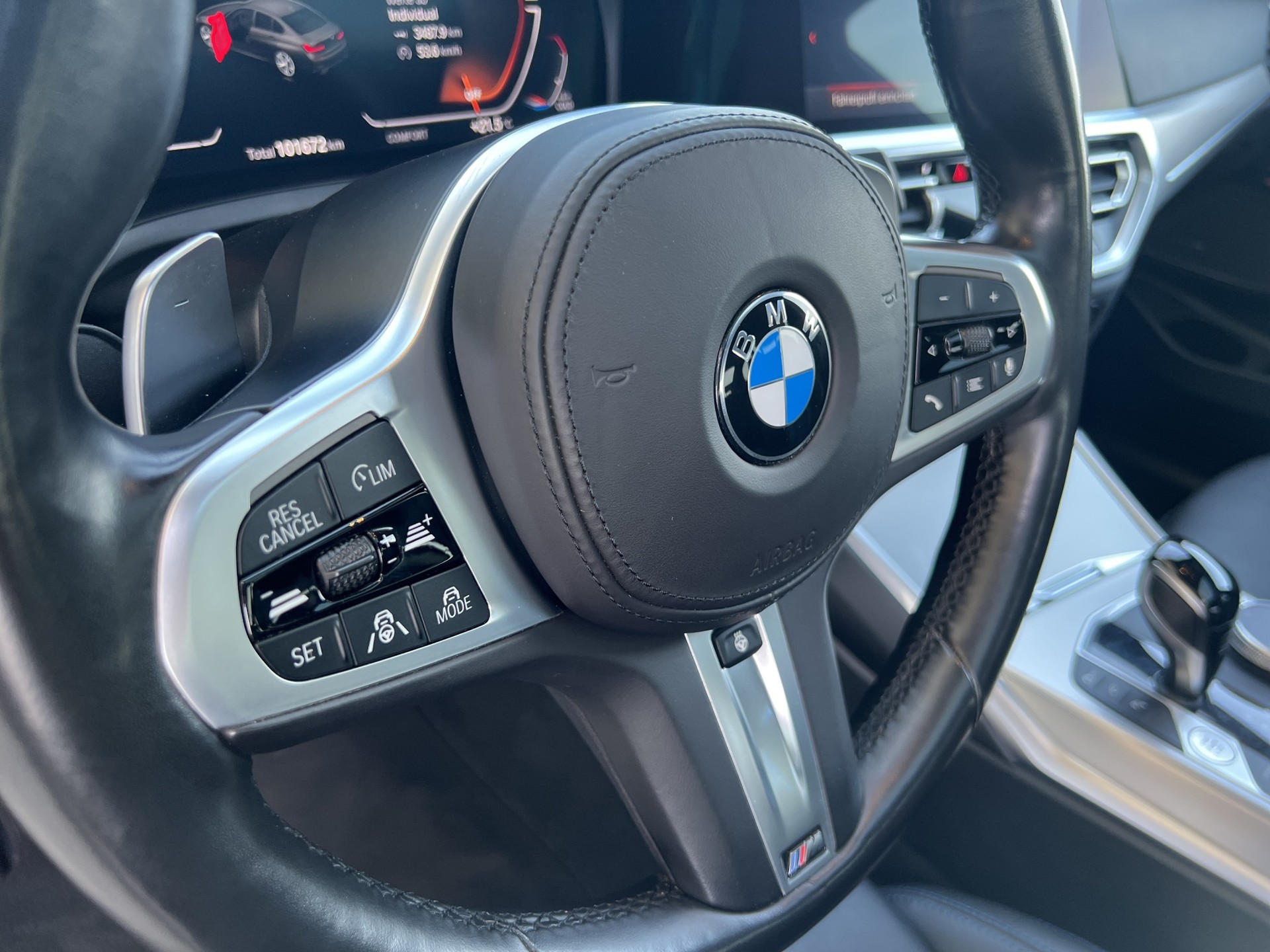 BMW M340i xDrive 48V-image-12