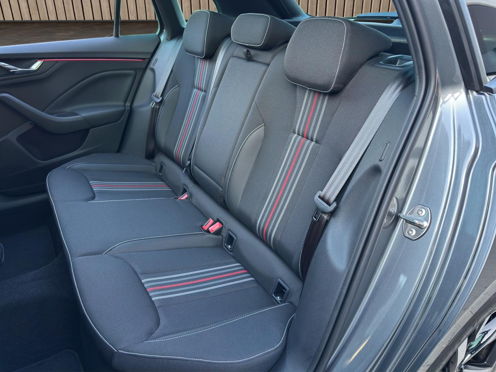 SKODA Kamiq Monte Carlo 1.5 TSI-image-14