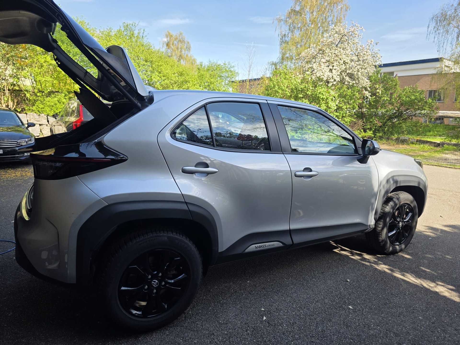 TOYOTA Yaris Cross 1.5 Trend e-CVT-image-4