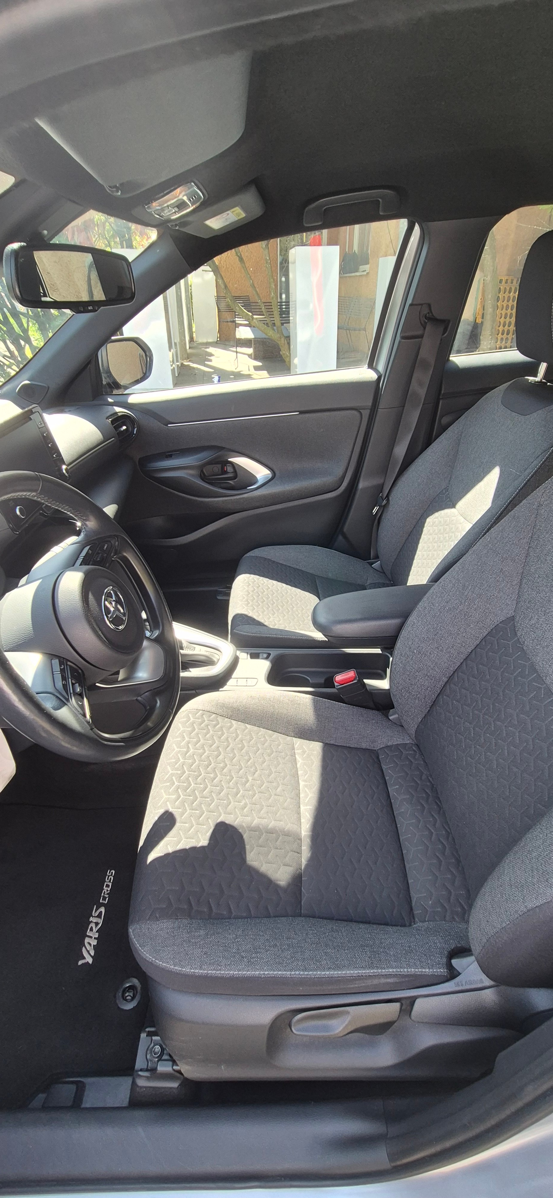 TOYOTA Yaris Cross 1.5 Trend e-CVT-image-10