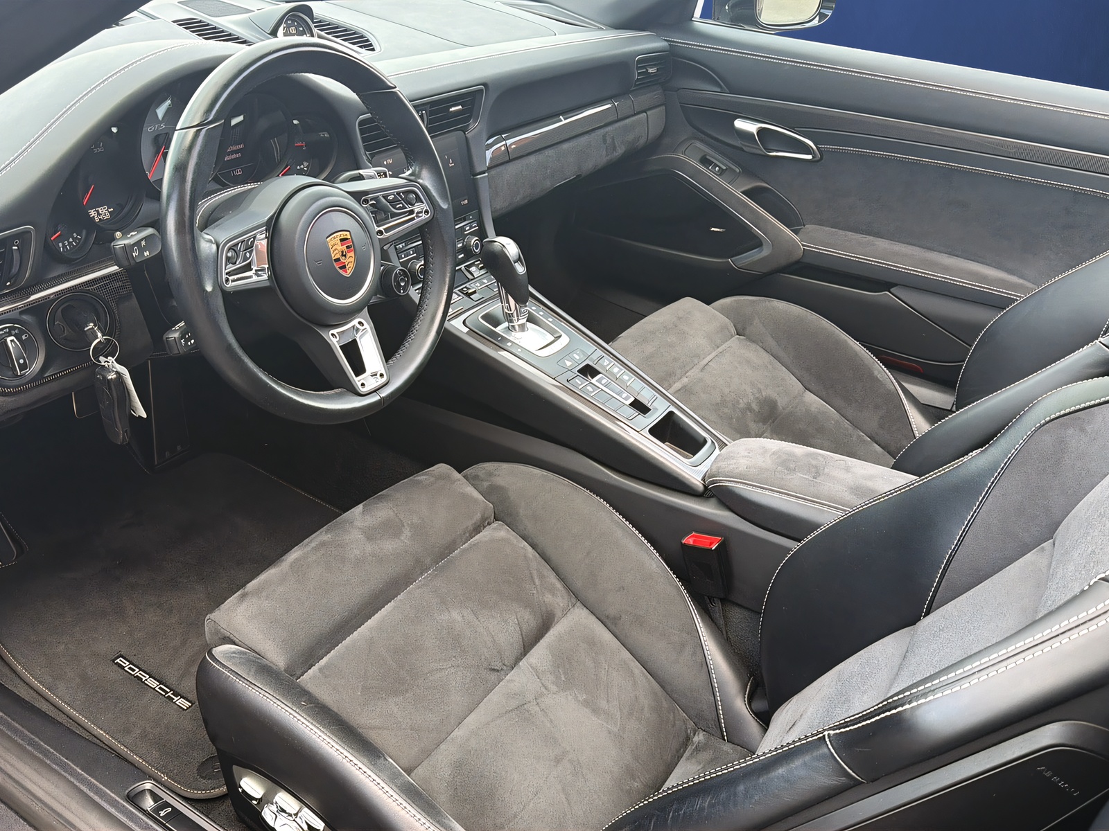 PORSCHE 911 Targa 4 GTS PDK-image-8