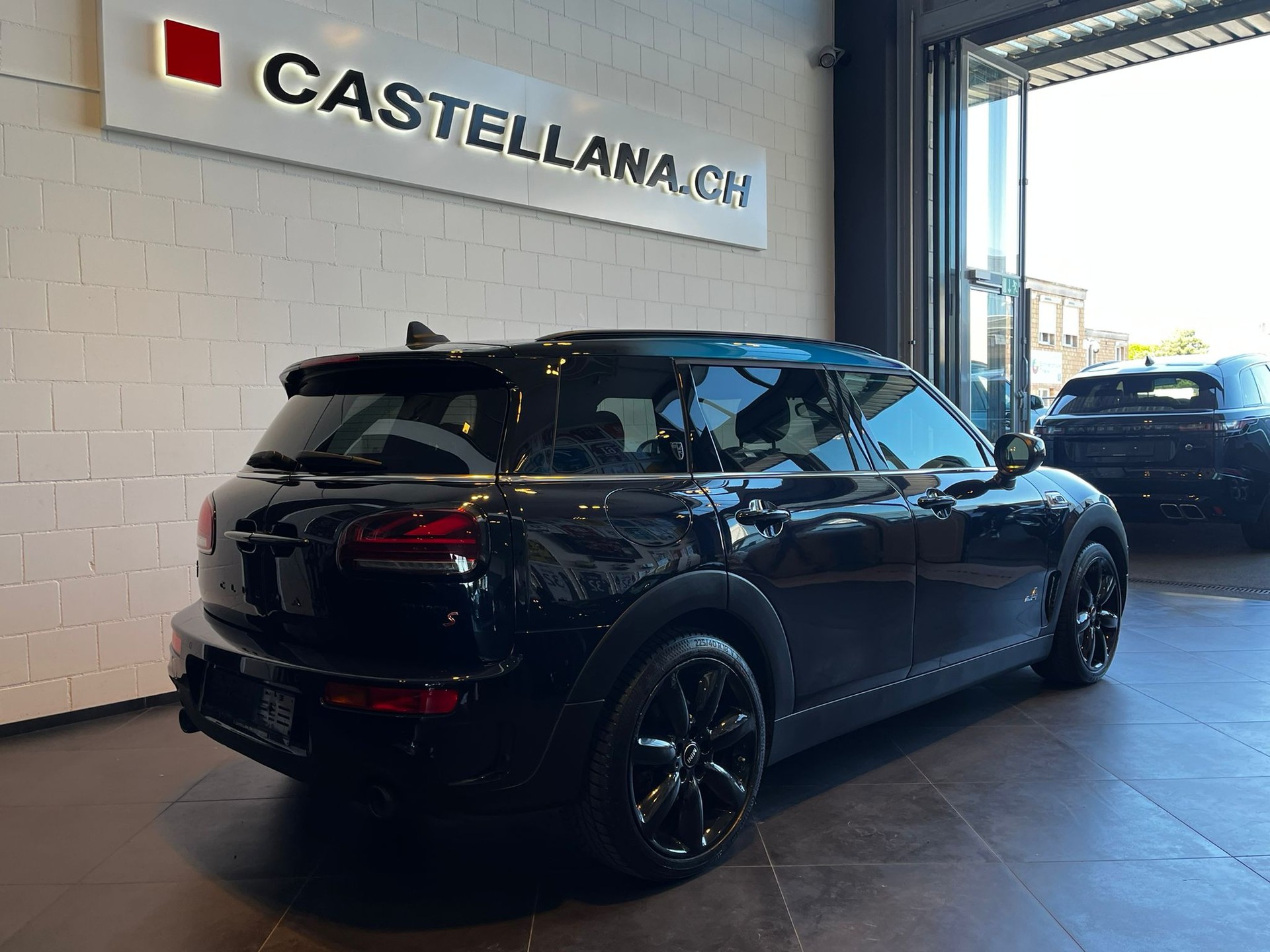MINI Clubman Cooper S Trafalgar ALL4-image-6