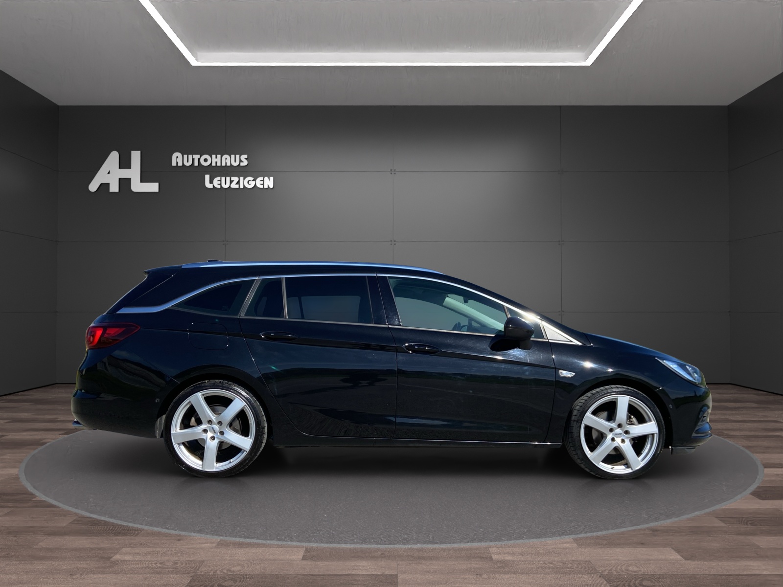 OPEL Astra Sports Tourer 1.6i Turbo Dynamic-image-5
